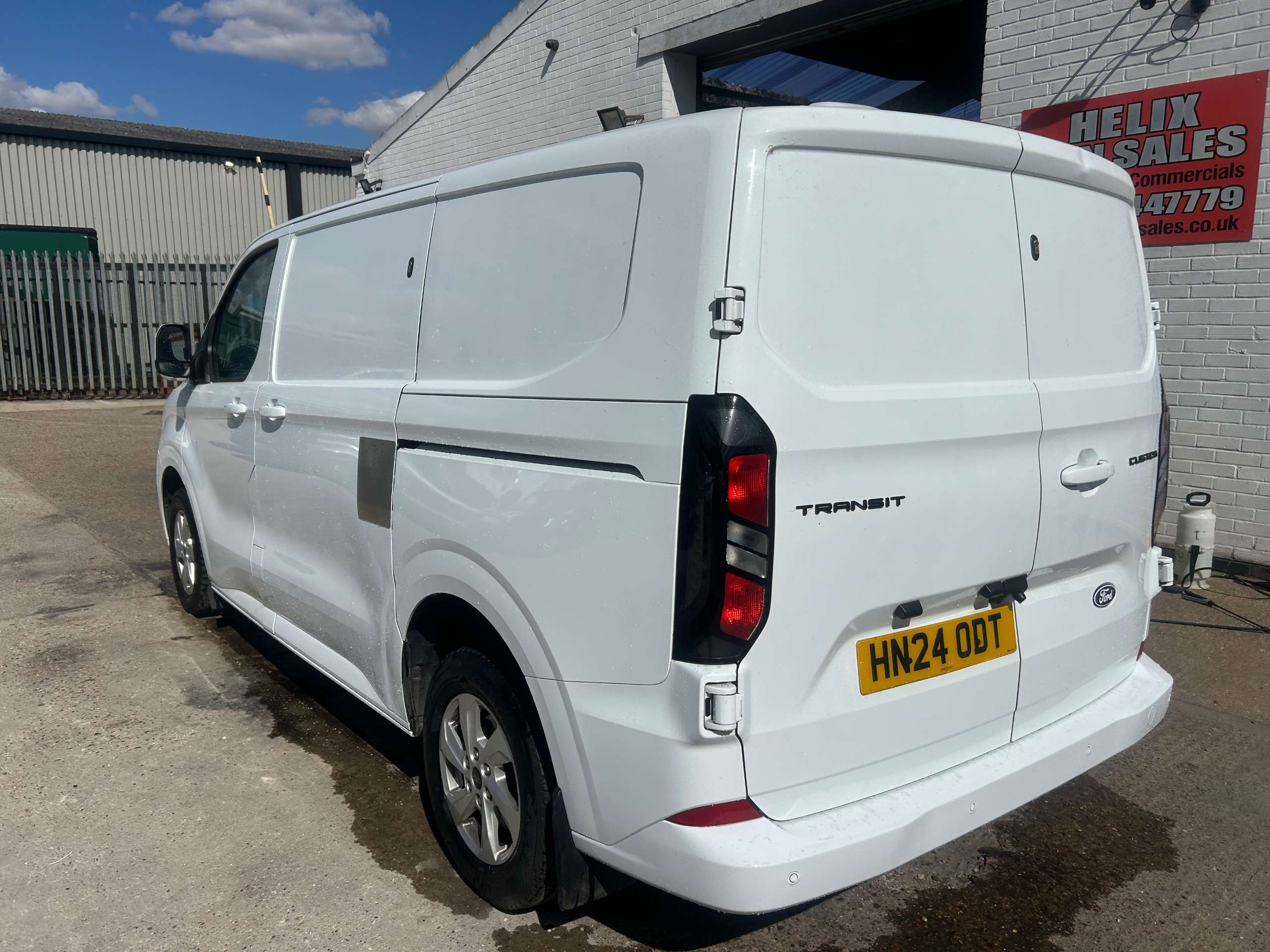 A 2024 FORD TRANSIT CUSTOM 2.0 280 EcoBlue Limited Panel Van 5dr Diesel Manual L1 H1 Euro 6 (s/s) (136 ps) A 2024 FORD TRANSIT CUSTOM 2.0 280 EcoBlue Limited Panel Van 5dr Diesel Manual L1 H1 Euro 6 (s/s) (136 ps)