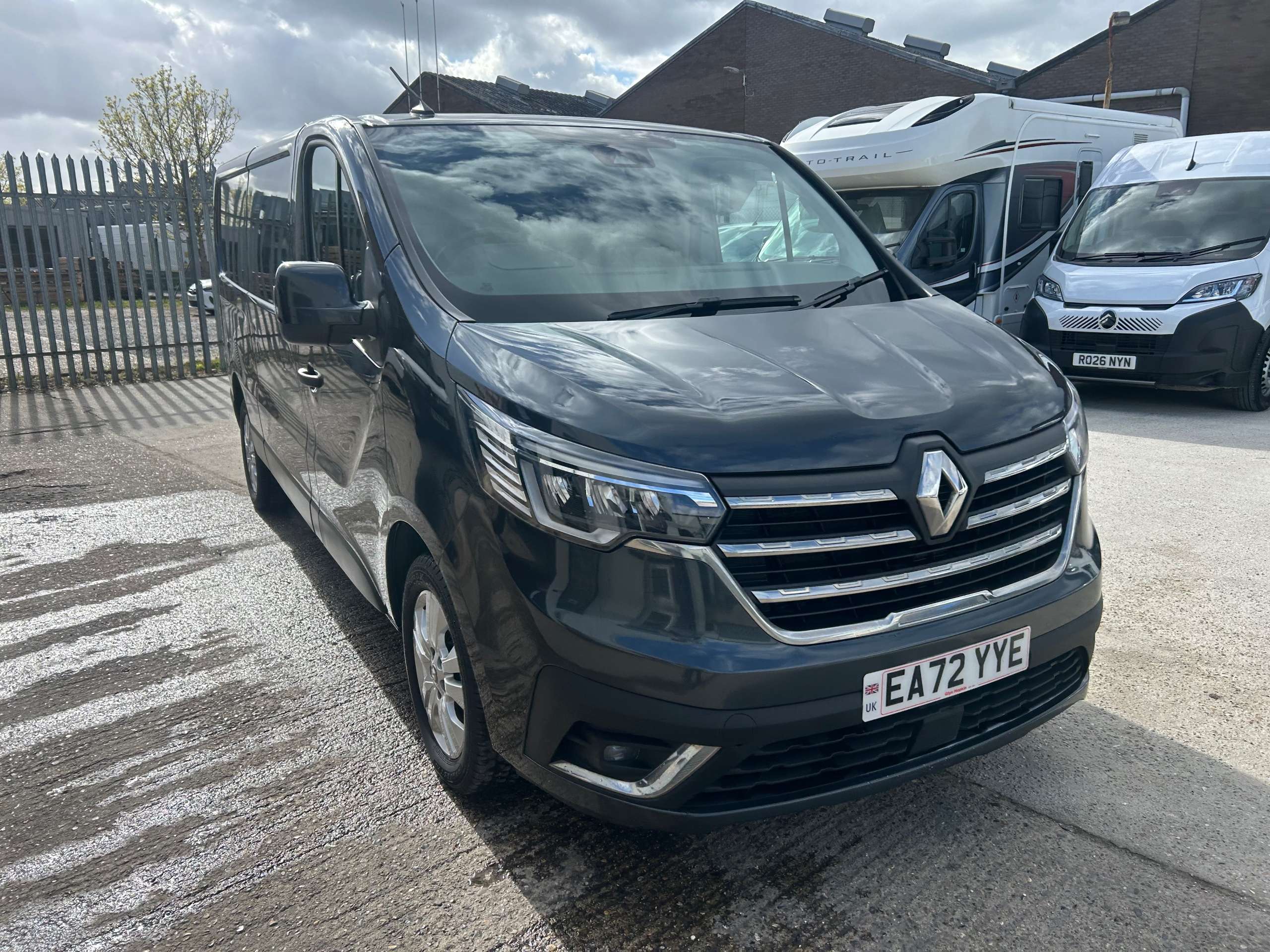 2023 RENAULT TRAFIC 2023 RENAULT TRAFIC