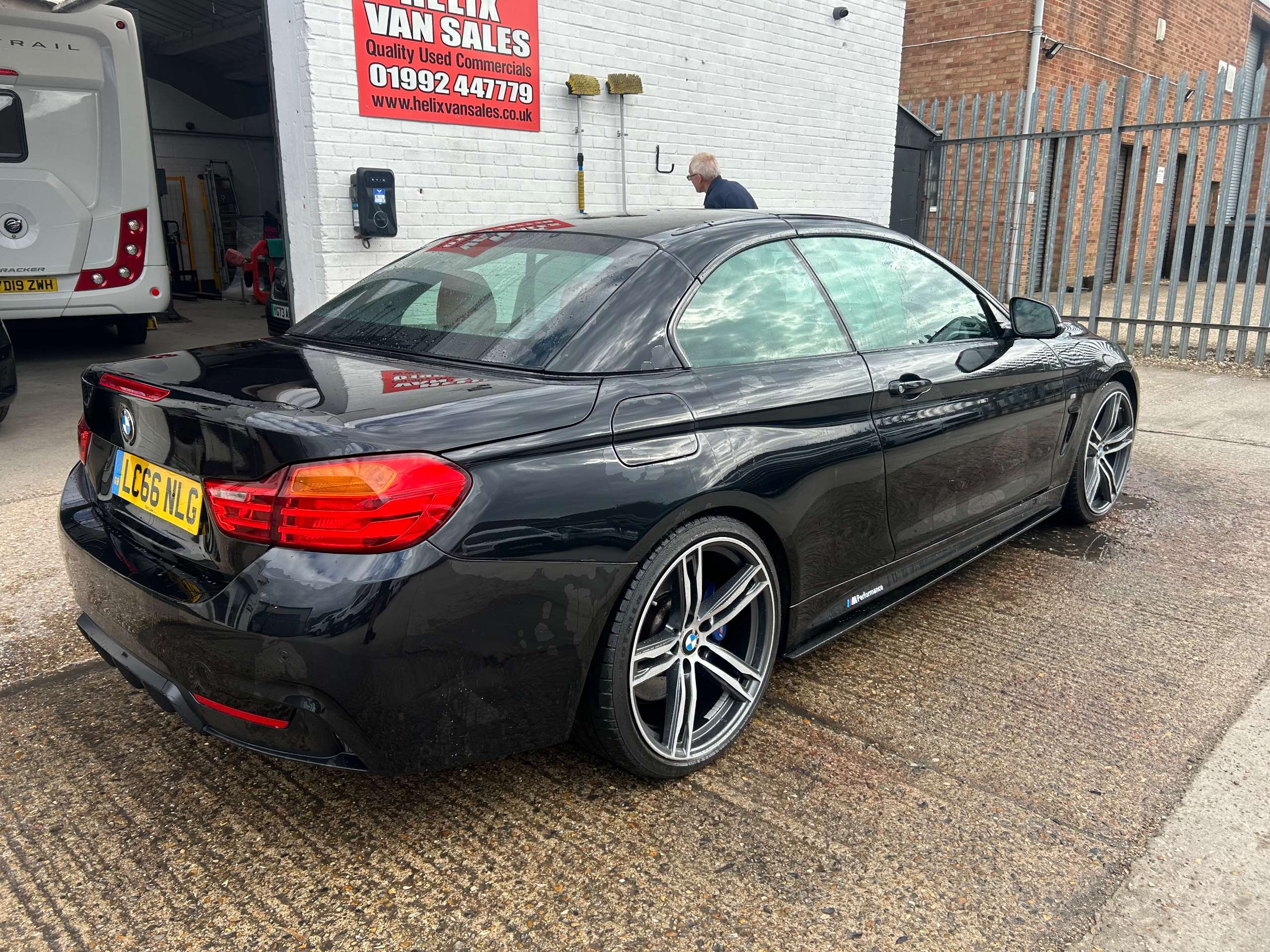 A 2016 BMW 4 SERIES 2.0 420d M Sport Convertible 2dr Diesel Auto Euro 6 (s/s) (190 ps) A 2016 BMW 4 SERIES 2.0 420d M Sport Convertible 2dr Diesel Auto Euro 6 (s/s) (190 ps)