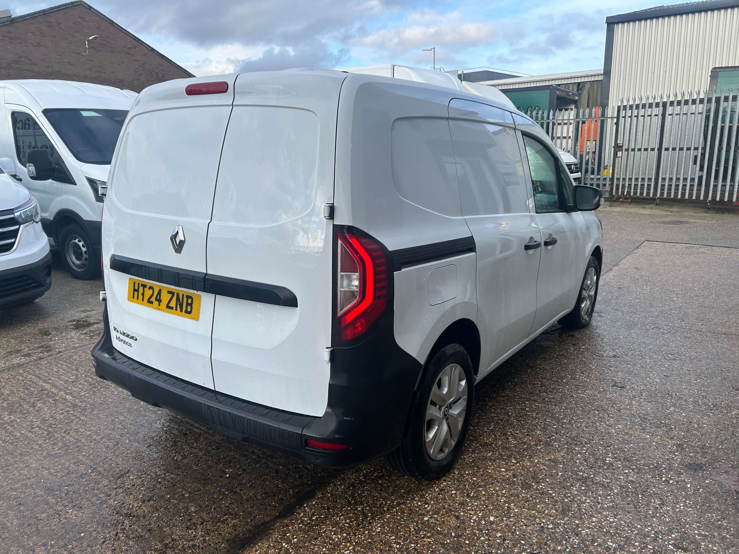 A 2024 RENAULT KANGOO 1.5 dCi Blue ENERGY ML19 Advance Panel Van 6dr Diesel Manual MWB Euro 6 (s/s) (95 ps) A 2024 RENAULT KANGOO 1.5 dCi Blue ENERGY ML19 Advance Panel Van 6dr Diesel Manual MWB Euro 6 (s/s) (95 ps)