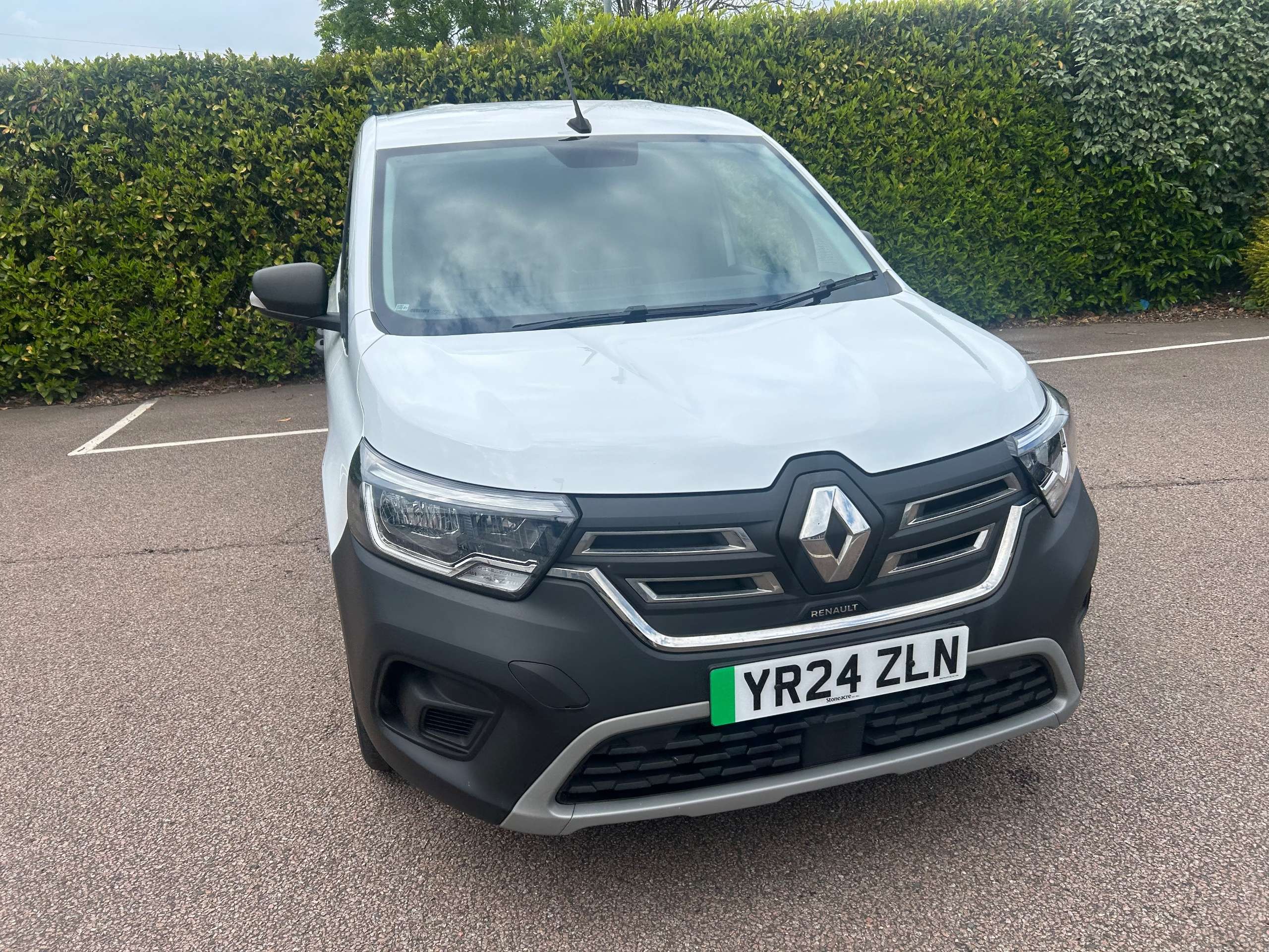 2024 RENAULT KANGOO 2024 RENAULT KANGOO