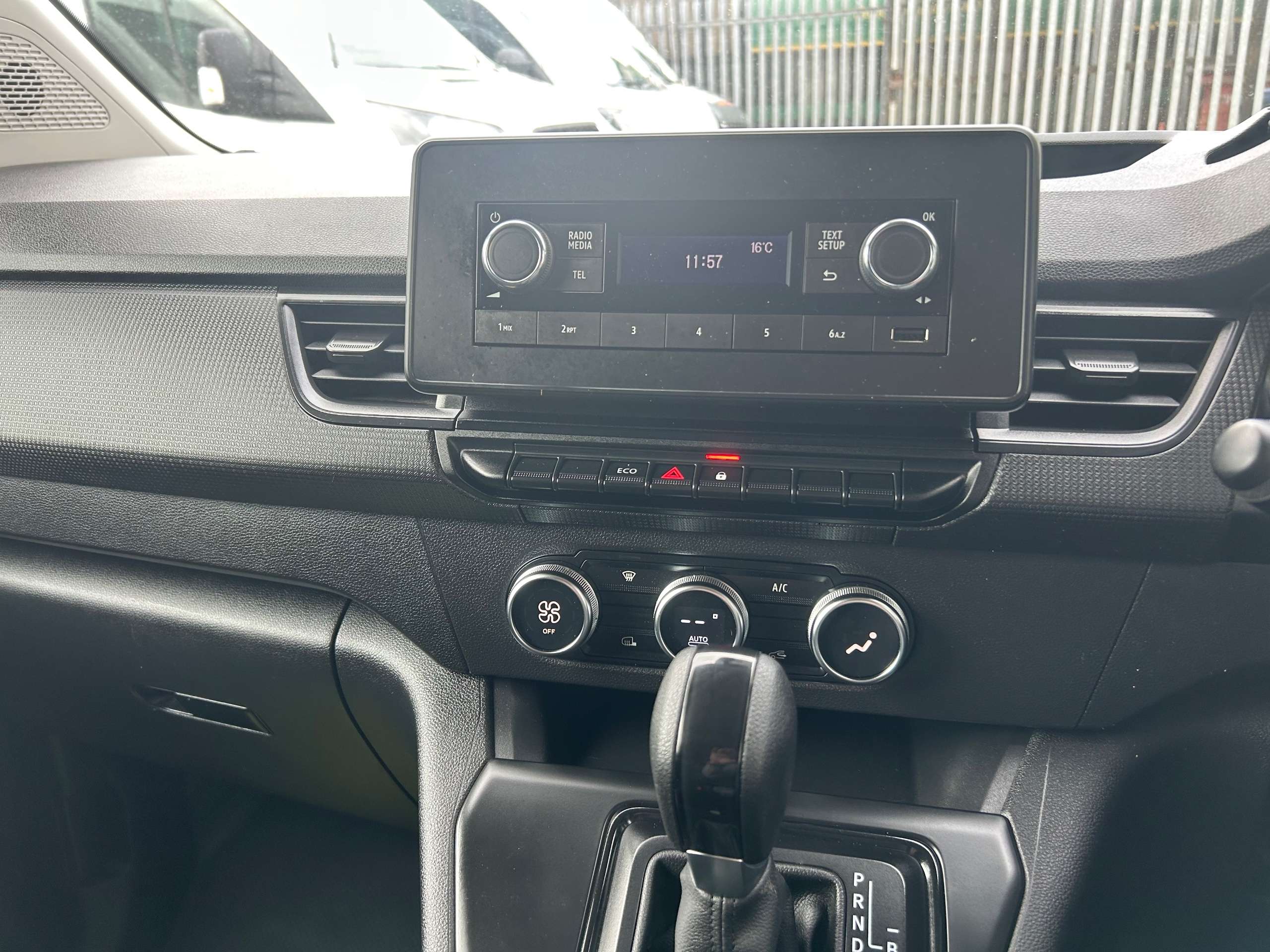 2024 RENAULT KANGOO 2024 RENAULT KANGOO