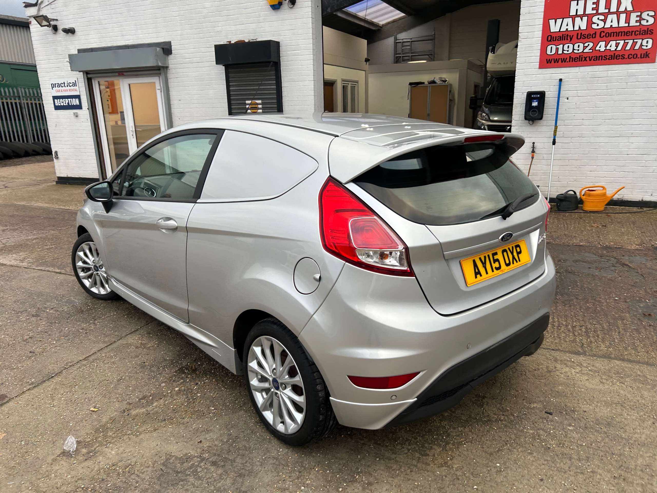 2015 FORD FIESTA 2015 FORD FIESTA