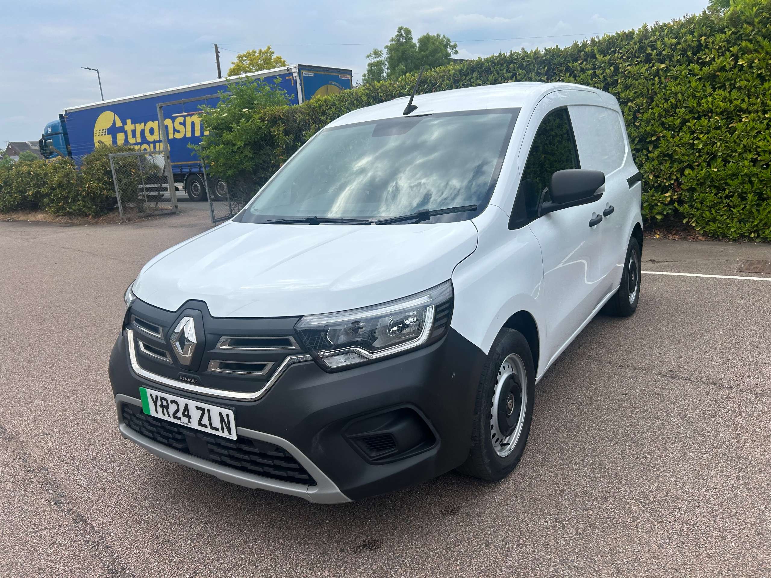 2024 RENAULT KANGOO 2024 RENAULT KANGOO