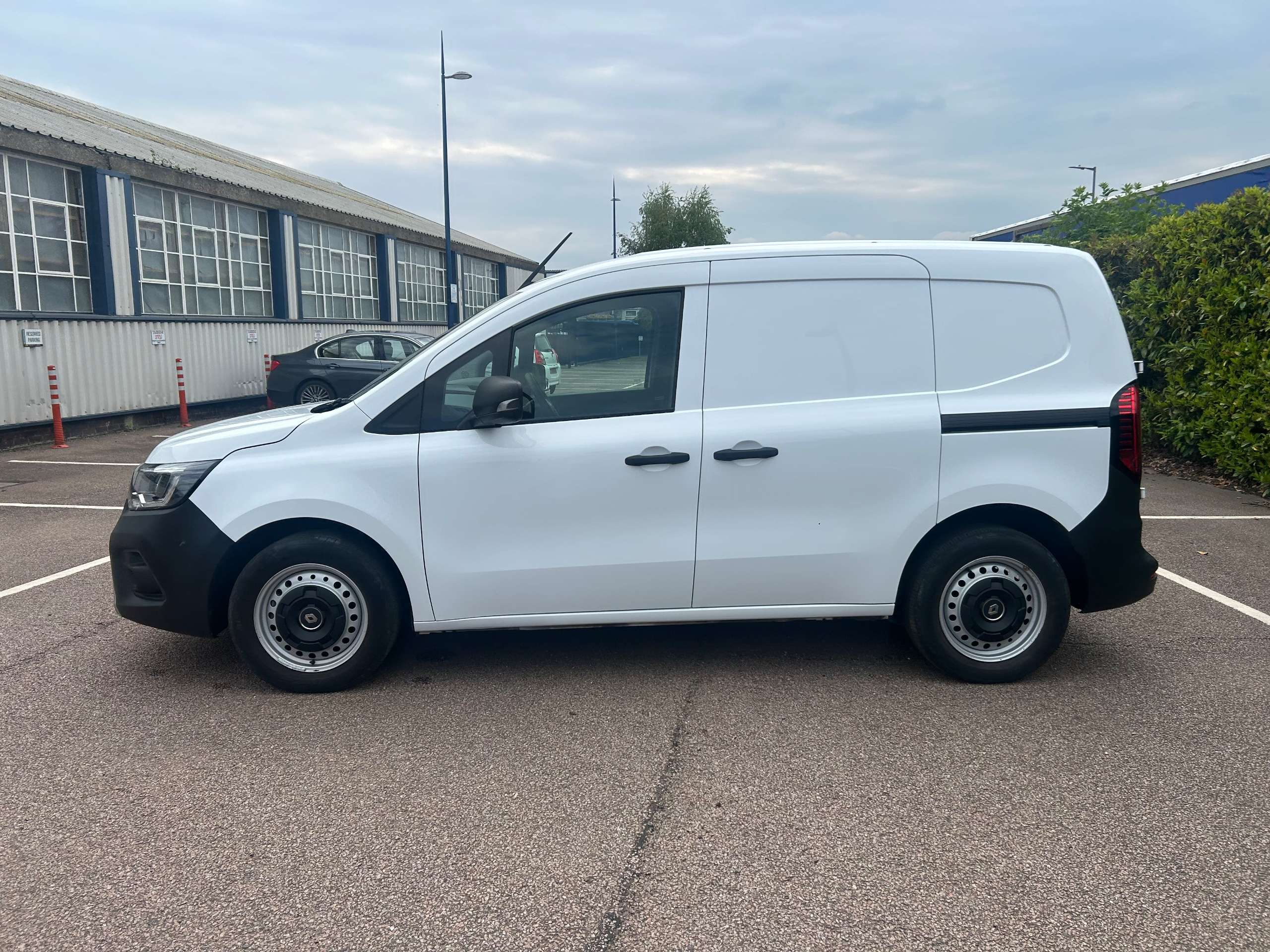 2024 RENAULT KANGOO 2024 RENAULT KANGOO