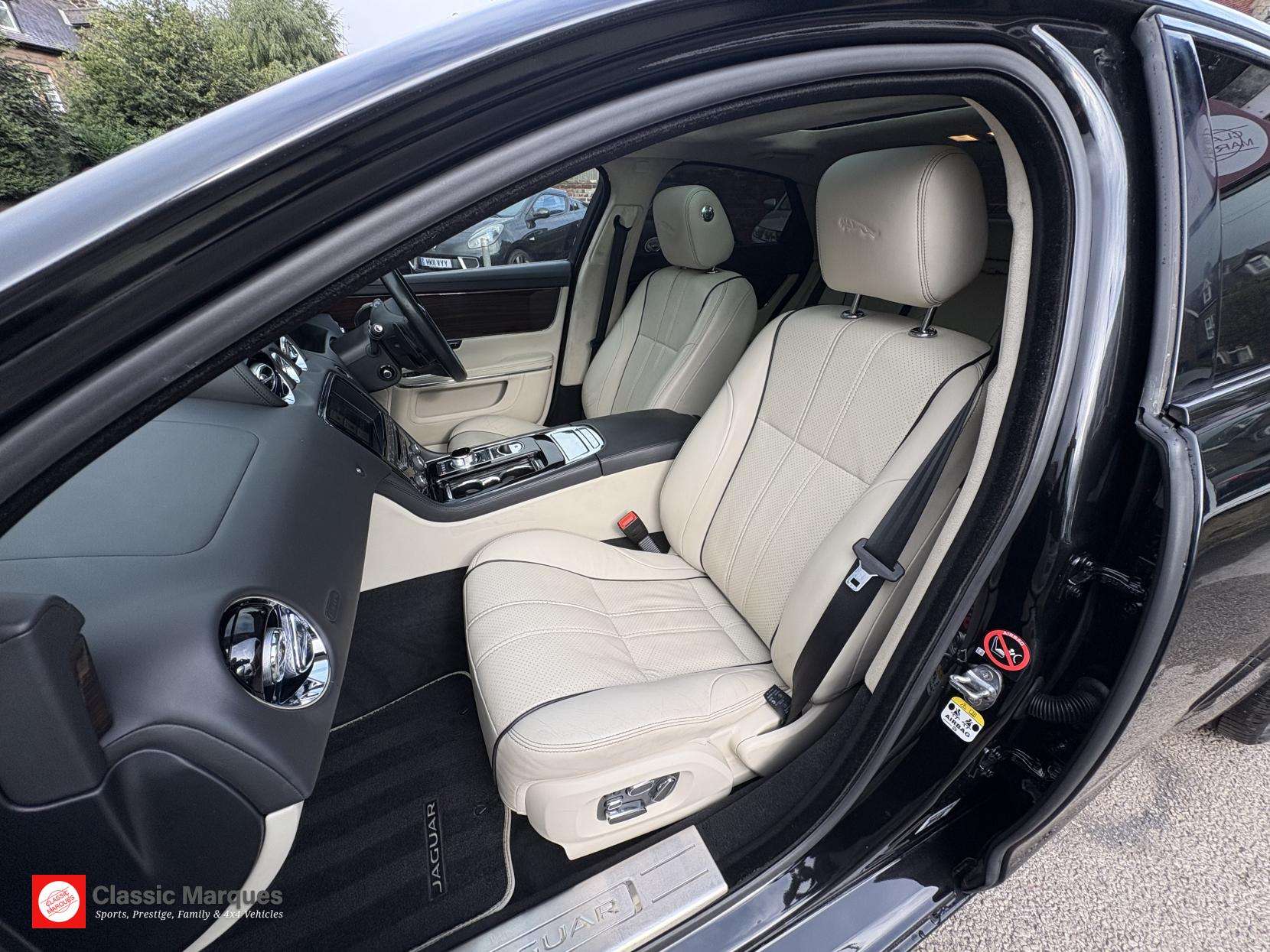 2016 JAGUAR XJ 2016 JAGUAR XJ