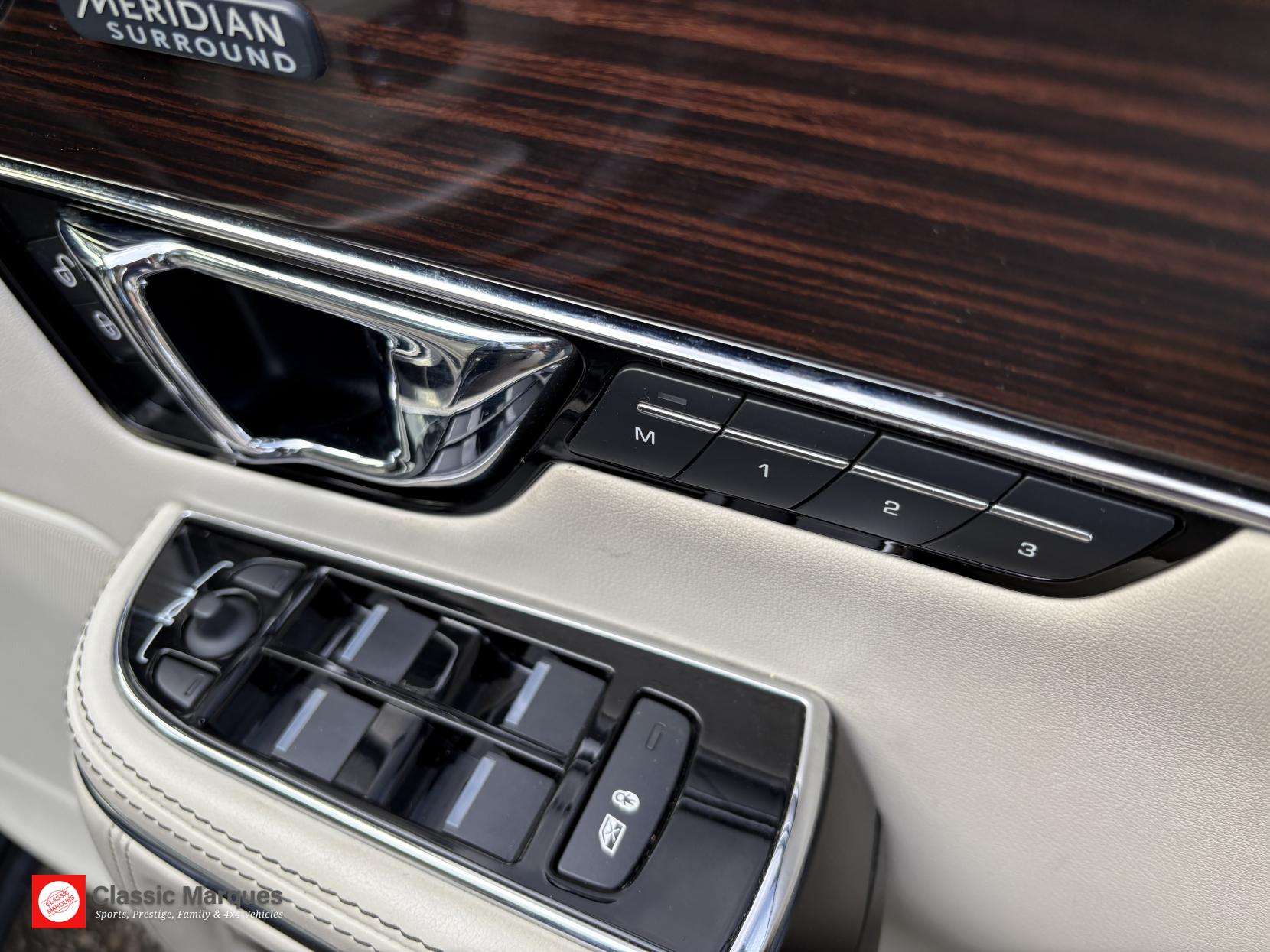 2016 JAGUAR XJ 2016 JAGUAR XJ