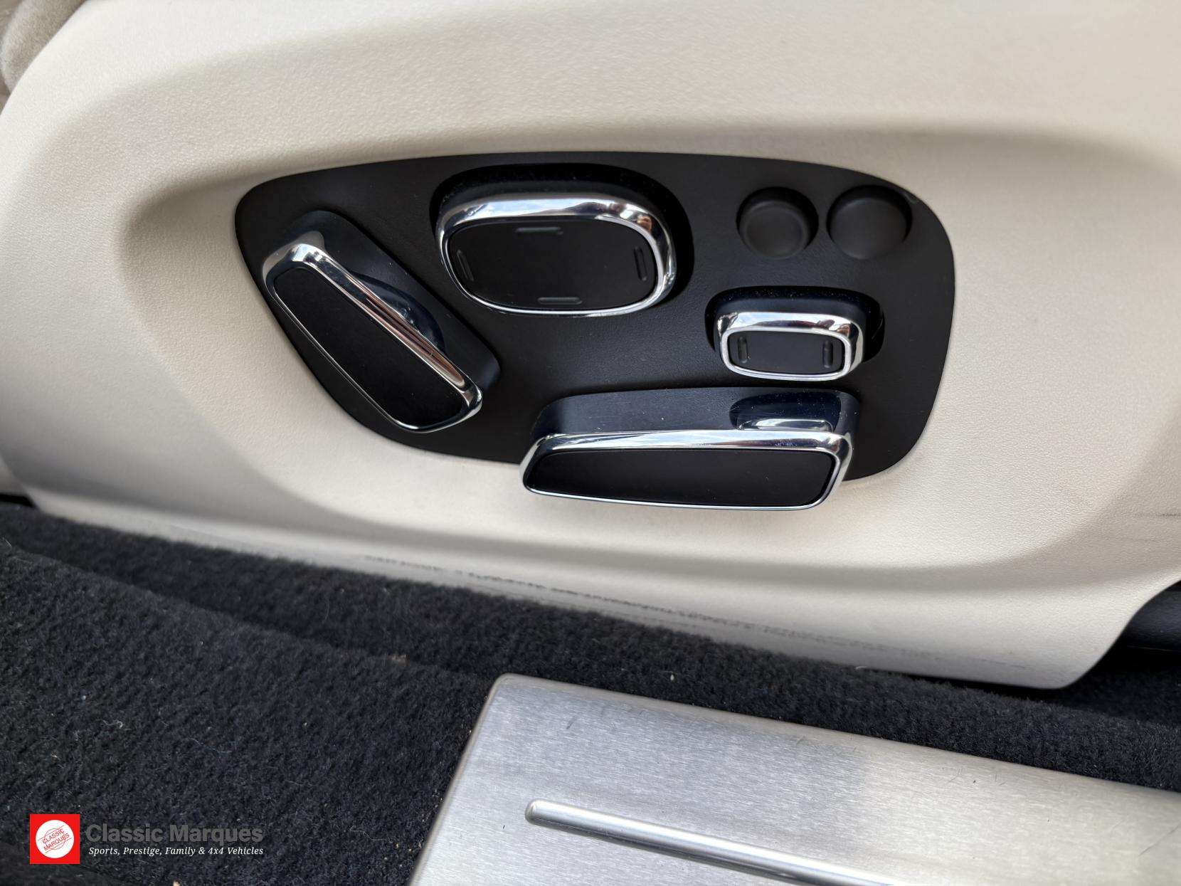 2016 JAGUAR XJ 2016 JAGUAR XJ