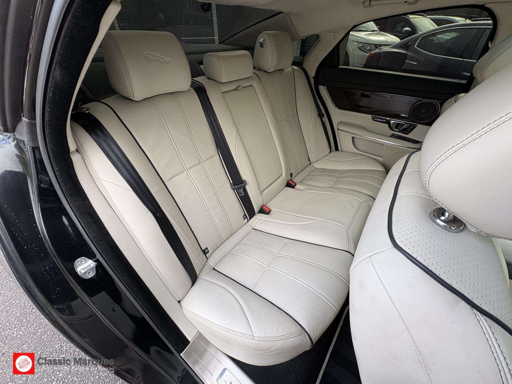 2016 JAGUAR XJ 2016 JAGUAR XJ