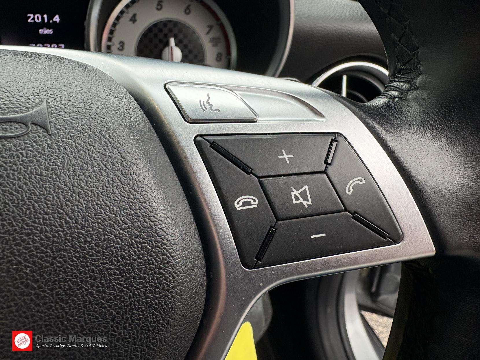 2012 MERCEDES-BENZ SLK 2012 MERCEDES-BENZ SLK