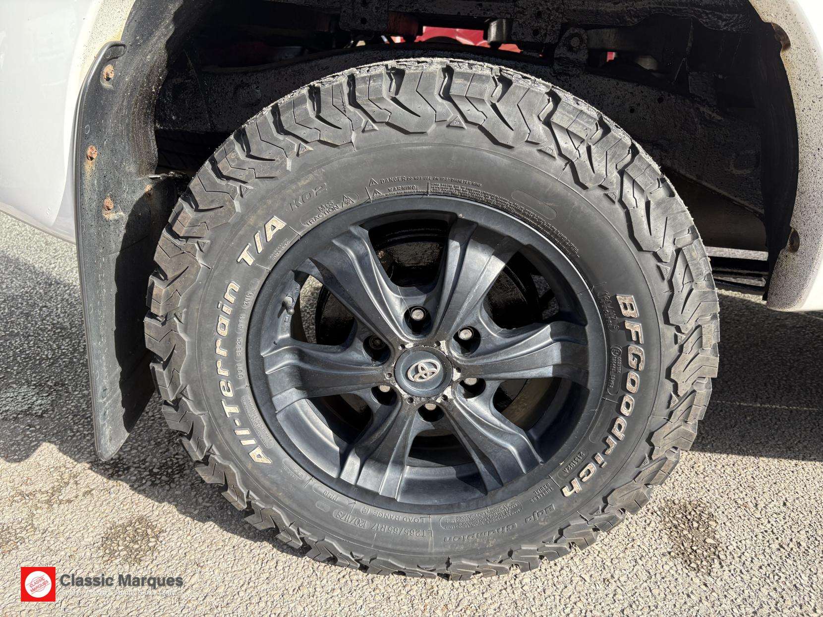 2015 TOYOTA HILUX 2015 TOYOTA HILUX