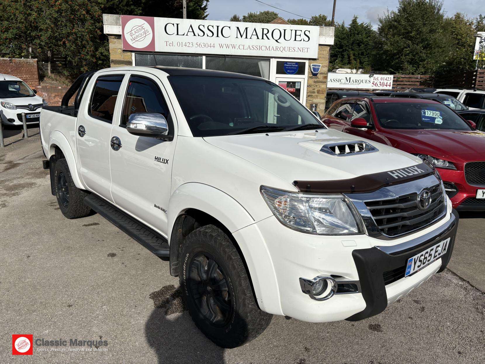 2015 TOYOTA HILUX 2015 TOYOTA HILUX