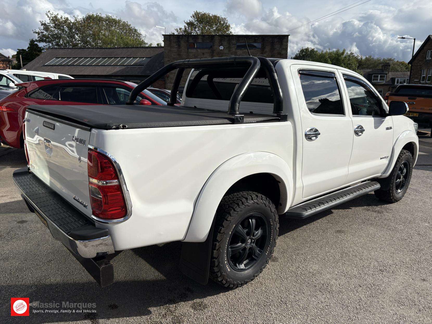 2015 TOYOTA HILUX 2015 TOYOTA HILUX