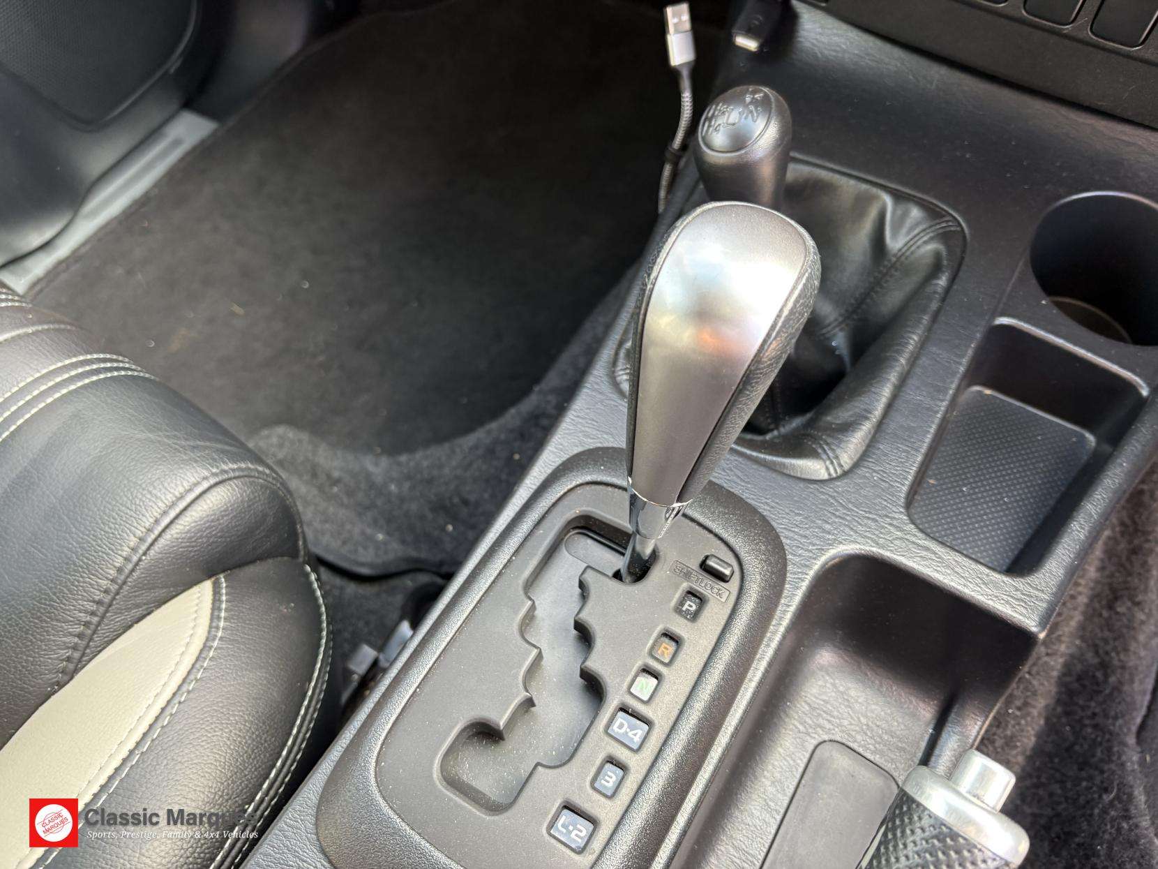 2015 TOYOTA HILUX 2015 TOYOTA HILUX