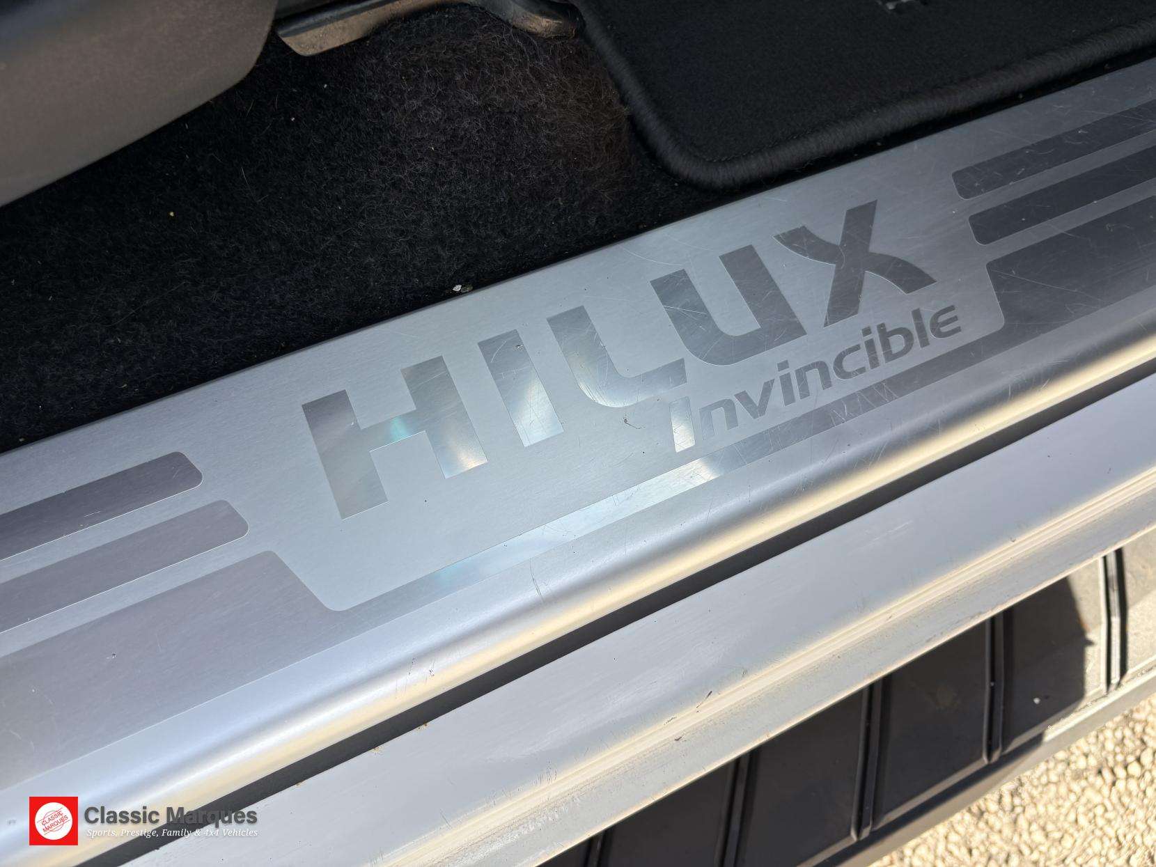 2015 TOYOTA HILUX 2015 TOYOTA HILUX