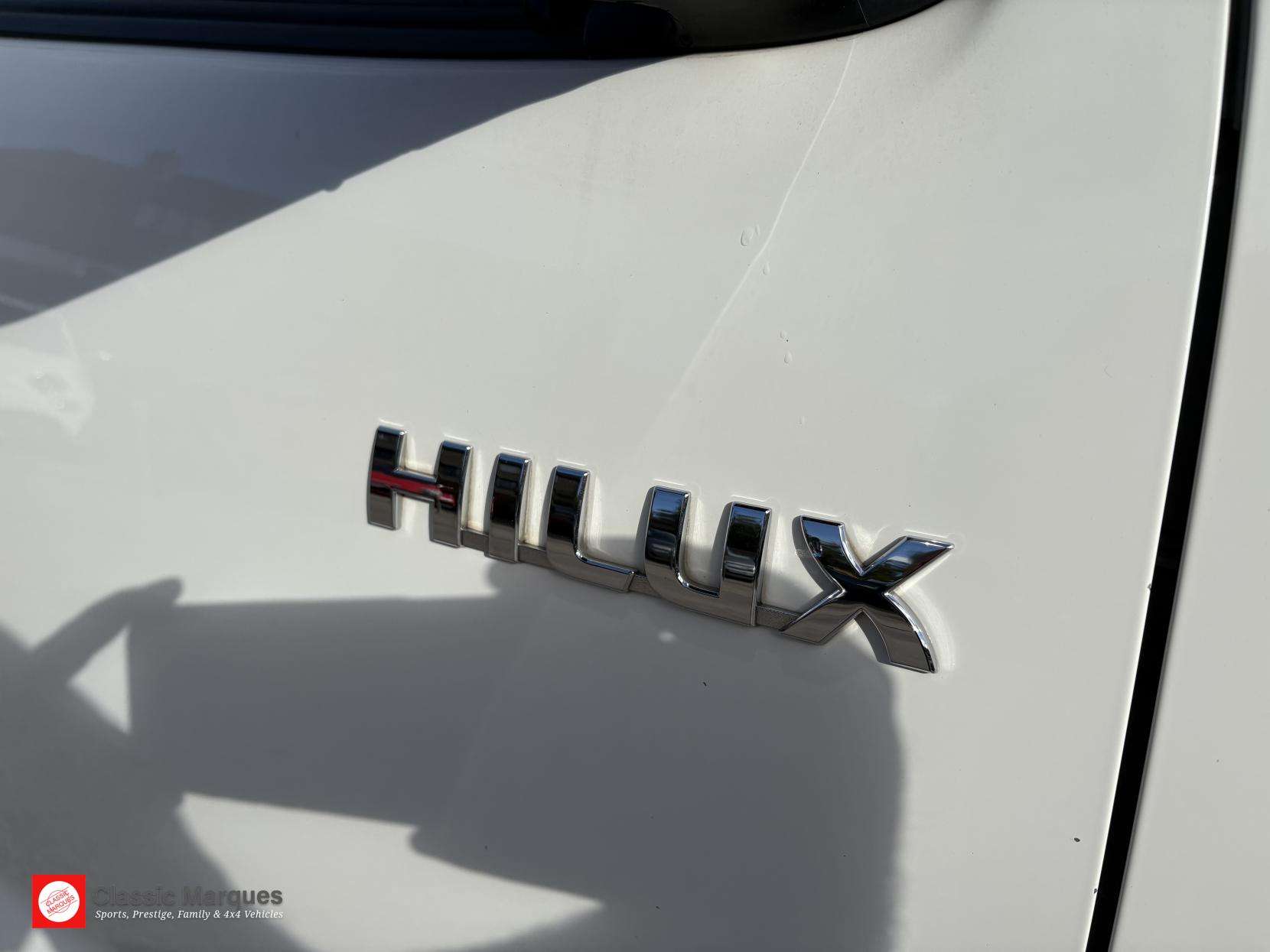 2015 TOYOTA HILUX 2015 TOYOTA HILUX