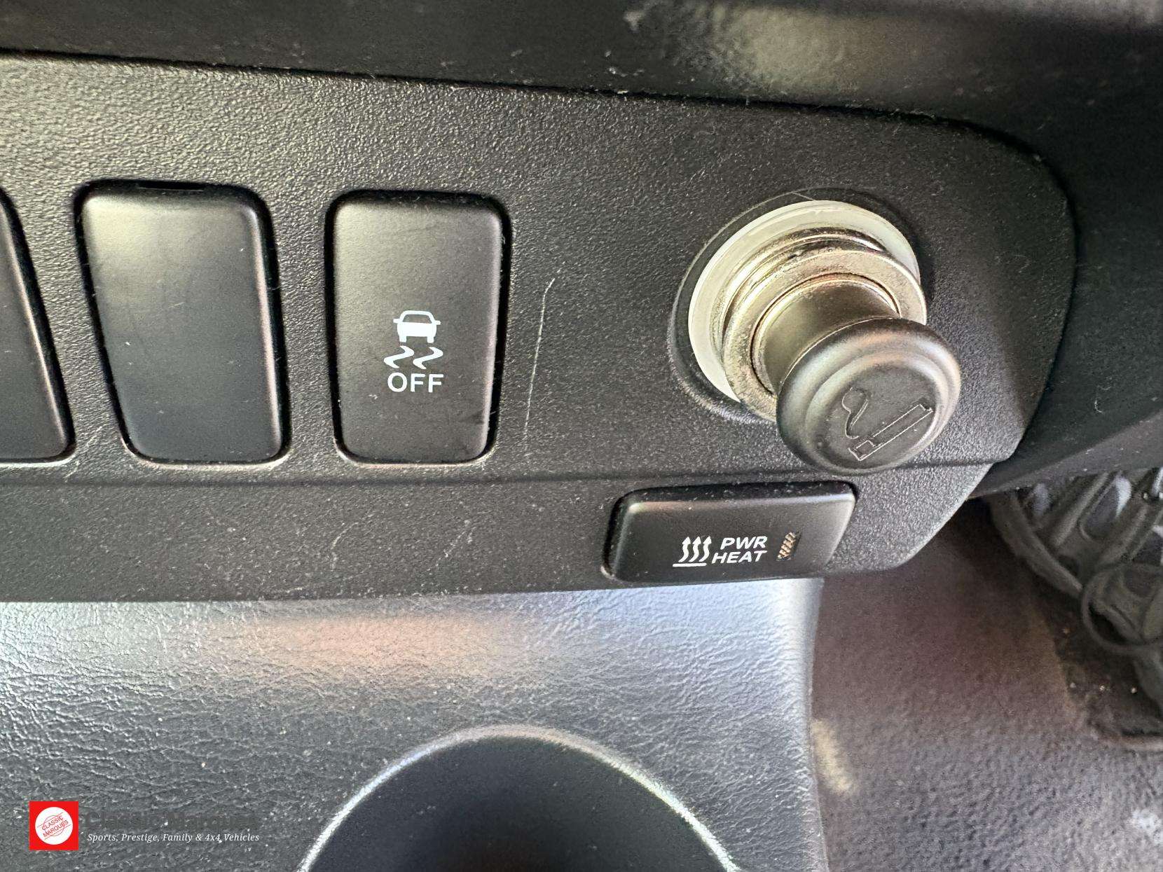 2015 TOYOTA HILUX 2015 TOYOTA HILUX