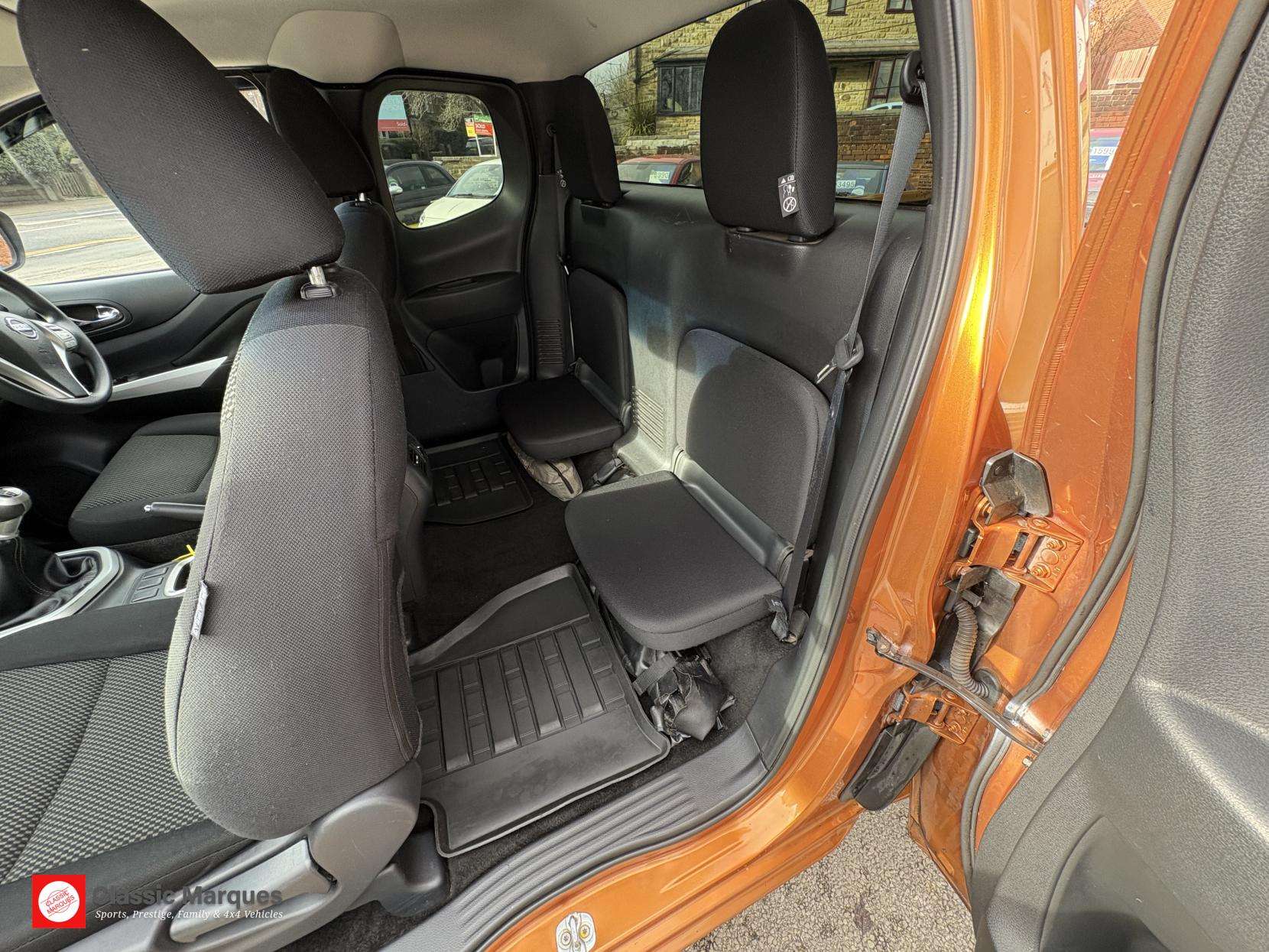 2016 NISSAN NAVARA 2016 NISSAN NAVARA