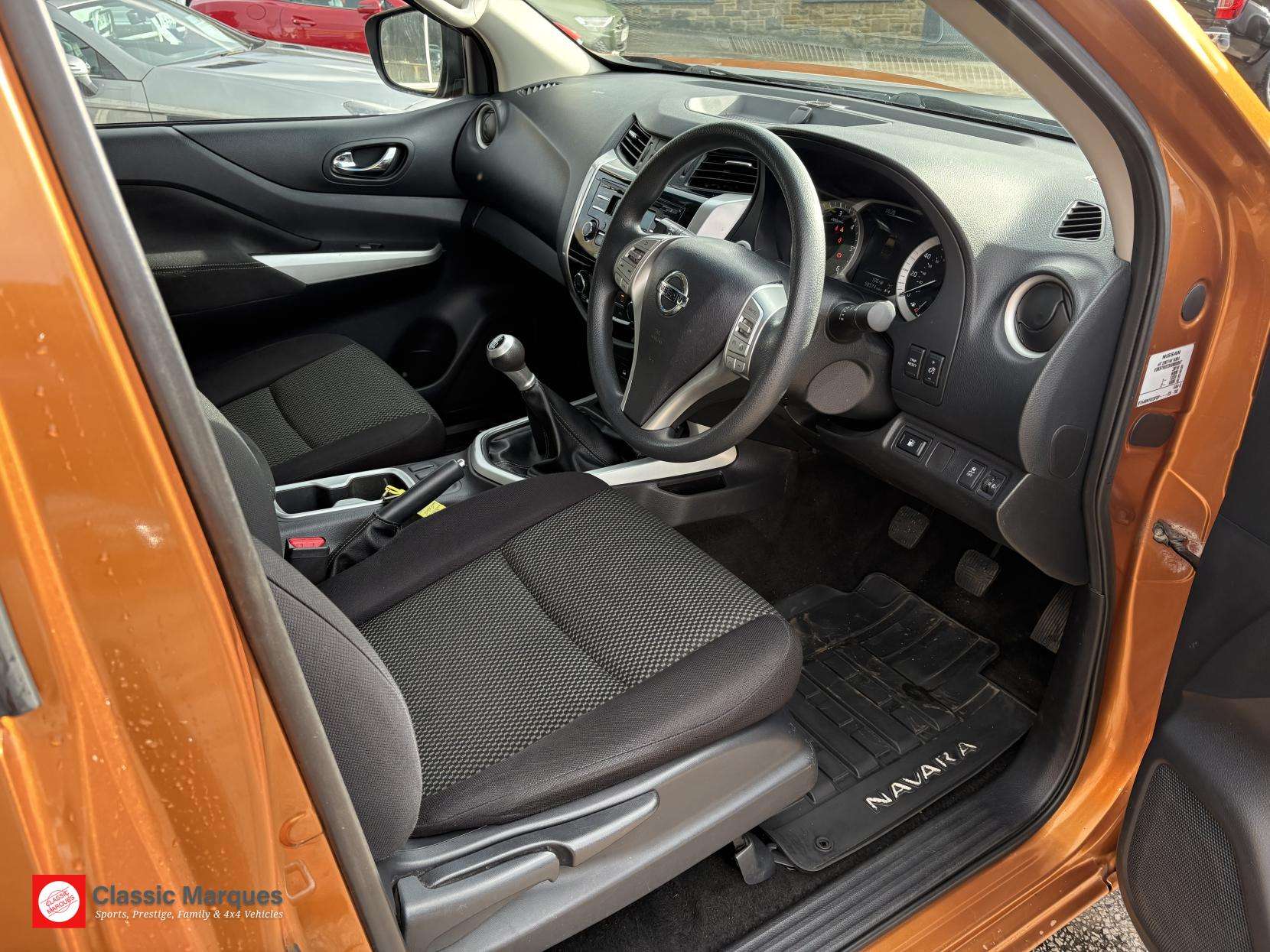 A 2016 NISSAN NAVARA 2.3 dCi Acenta King Pickup Extended Cab 4dr Diesel Manual 4WD Euro 5 (160 ps) A 2016 NISSAN NAVARA 2.3 dCi Acenta King Pickup Extended Cab 4dr Diesel Manual 4WD Euro 5 (160 ps)