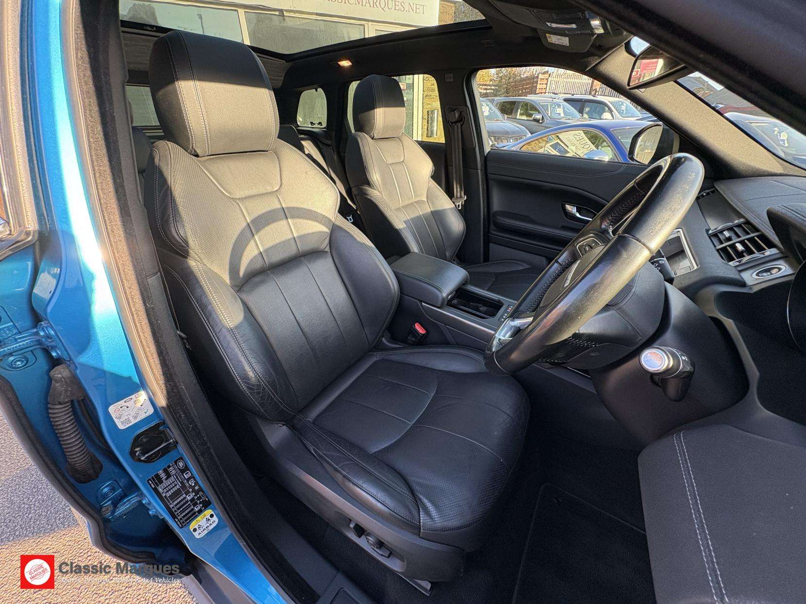 2017 LAND ROVER RANGE ROVER EVOQUE 2017 LAND ROVER RANGE ROVER EVOQUE