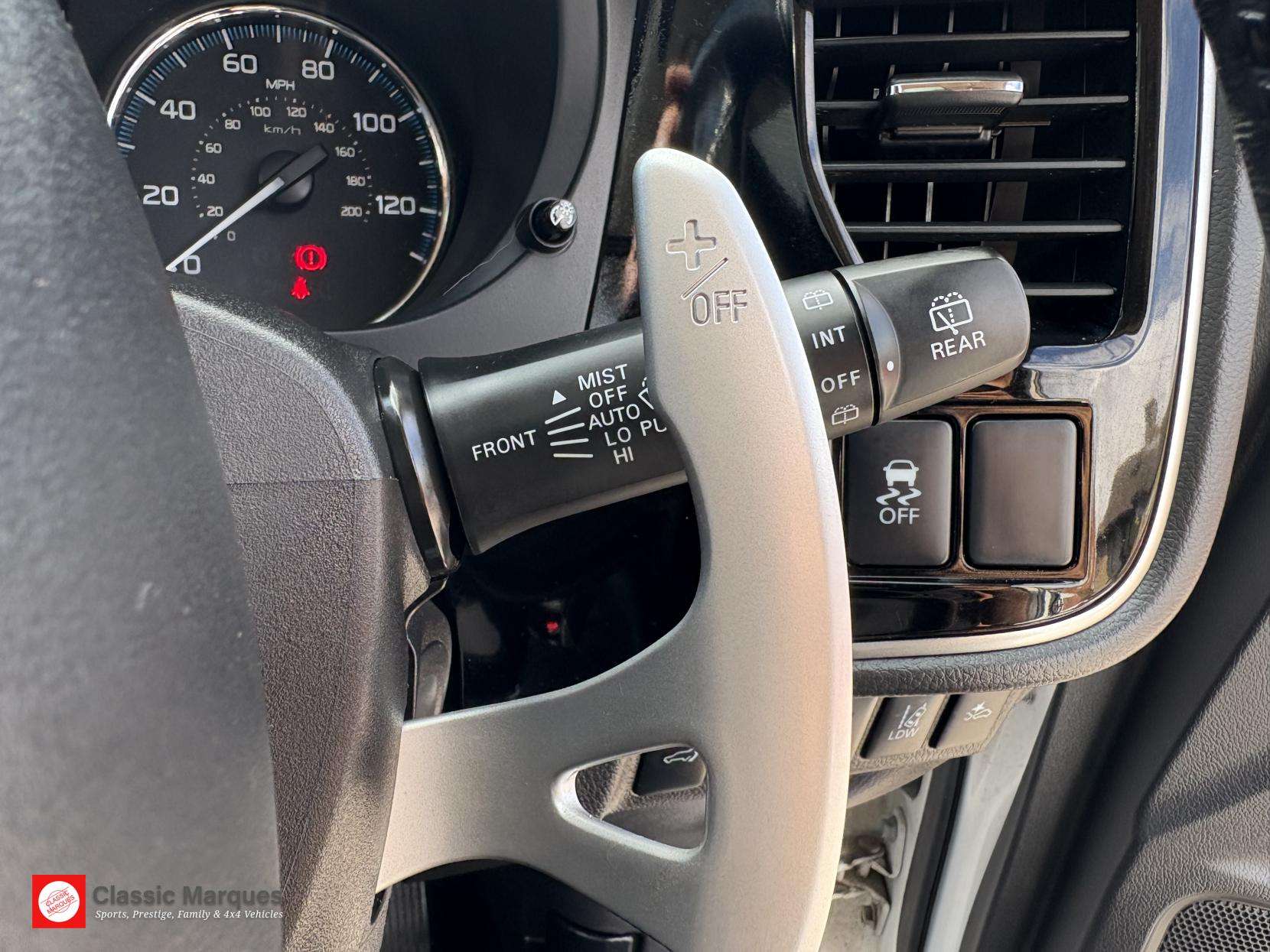 2017 MITSUBISHI OUTLANDER 2017 MITSUBISHI OUTLANDER