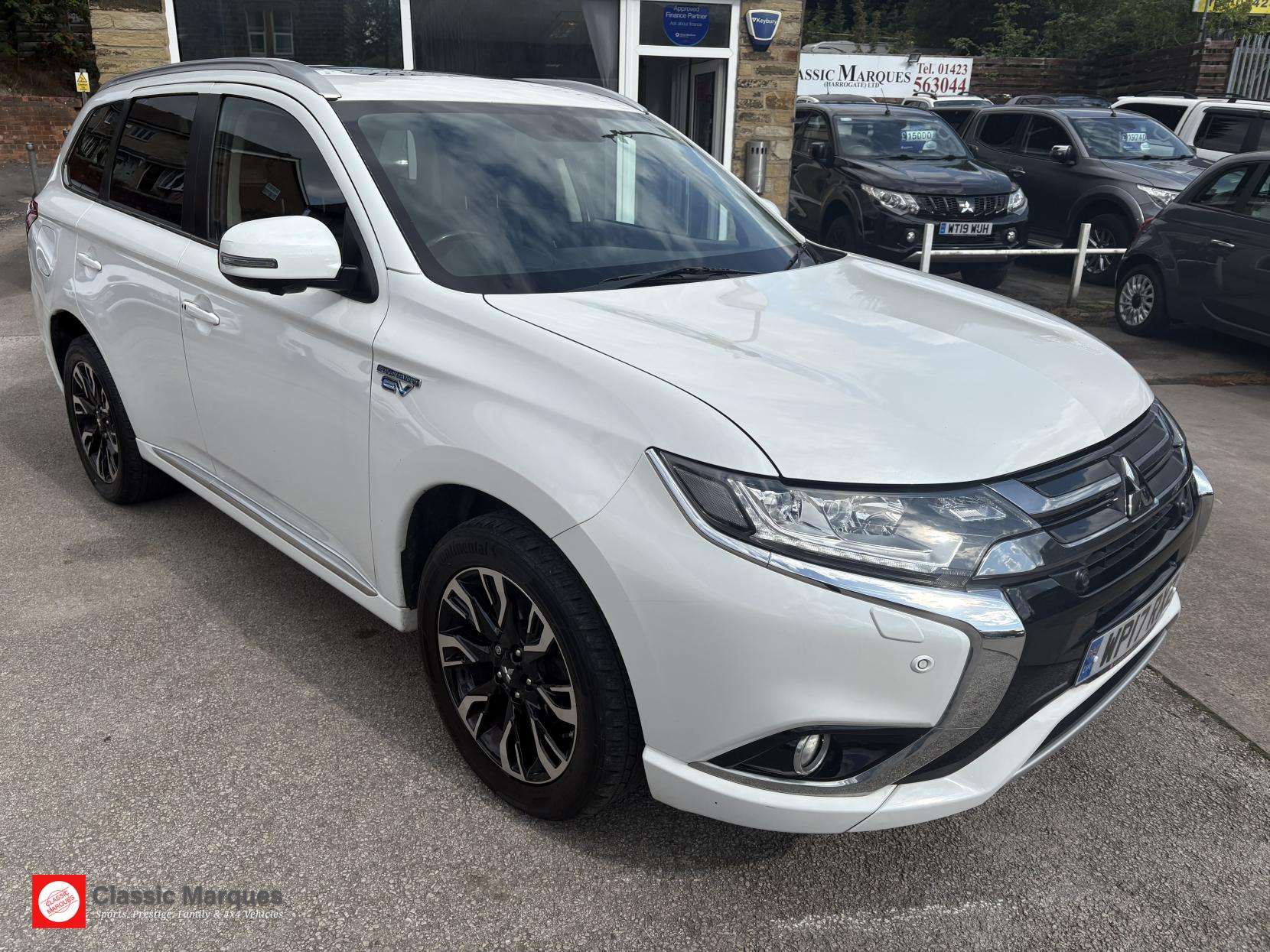 2017 MITSUBISHI OUTLANDER 2017 MITSUBISHI OUTLANDER