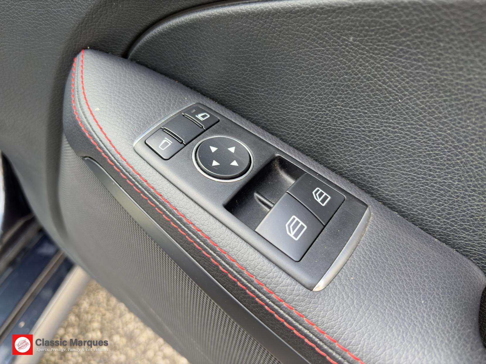 2013 MERCEDES-BENZ SLK 2013 MERCEDES-BENZ SLK