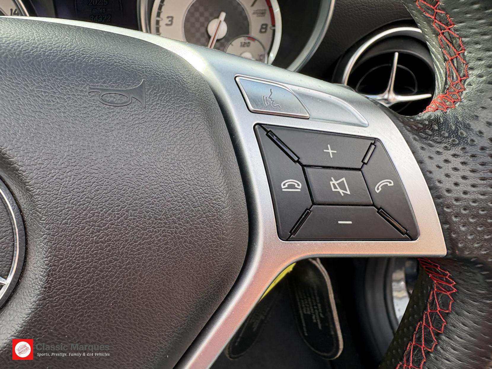 2013 MERCEDES-BENZ SLK 2013 MERCEDES-BENZ SLK