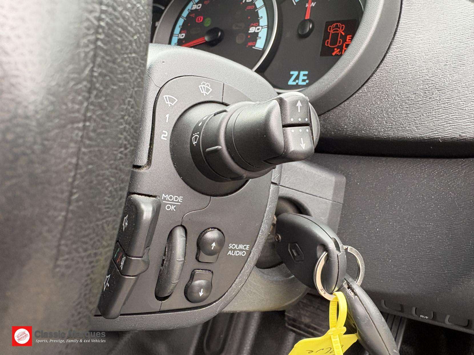 2017 RENAULT KANGOO MAXI 2017 RENAULT KANGOO MAXI