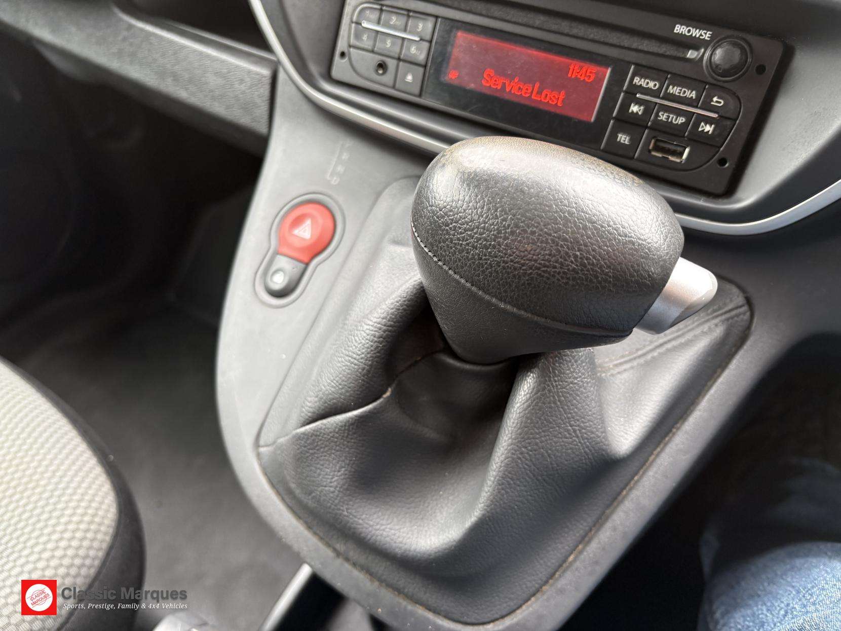 2017 RENAULT KANGOO MAXI 2017 RENAULT KANGOO MAXI