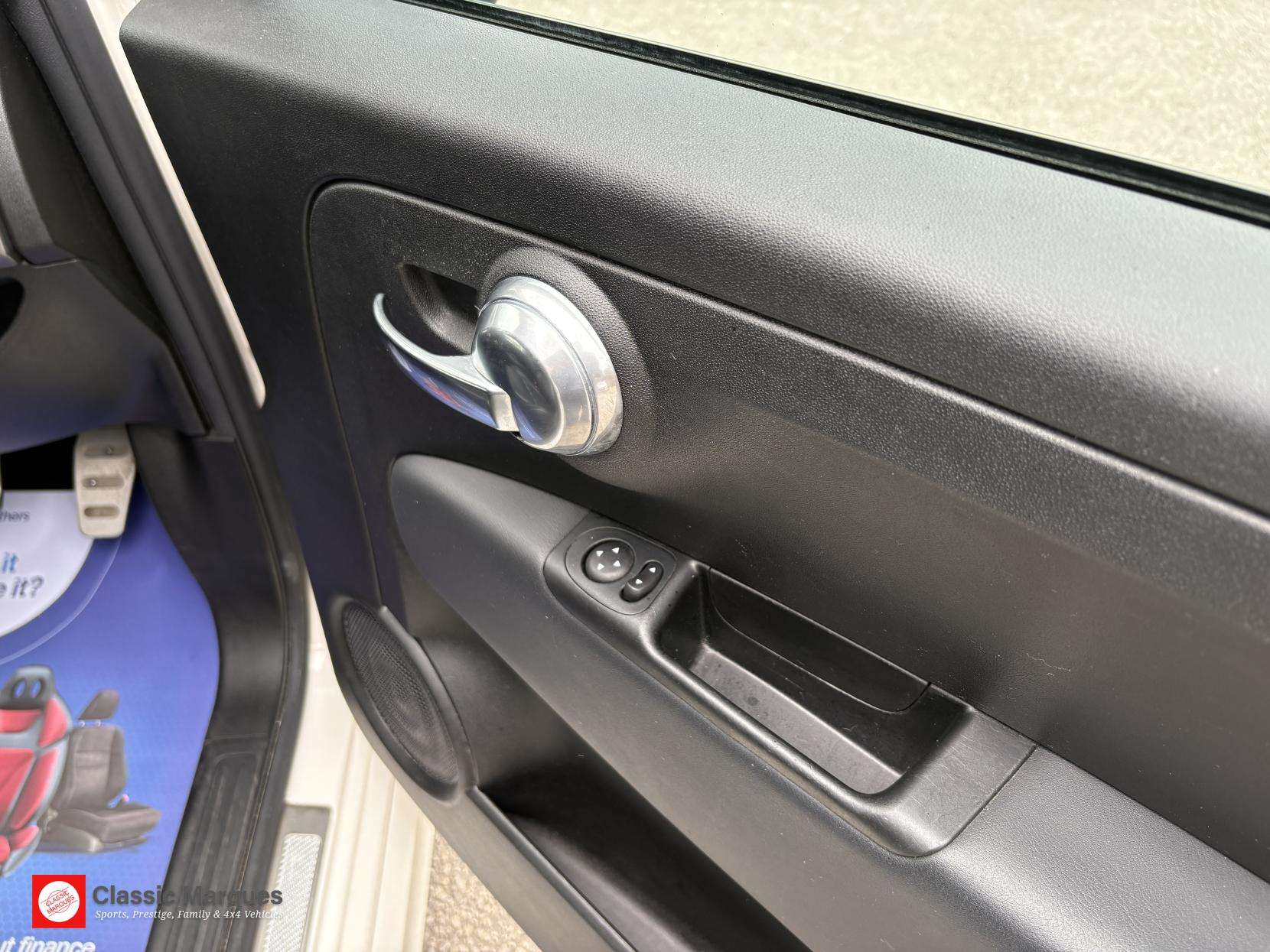 2016 ABARTH 595 2016 ABARTH 595