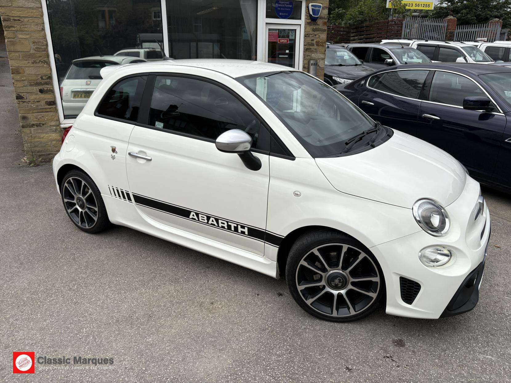 2016 ABARTH 595 2016 ABARTH 595