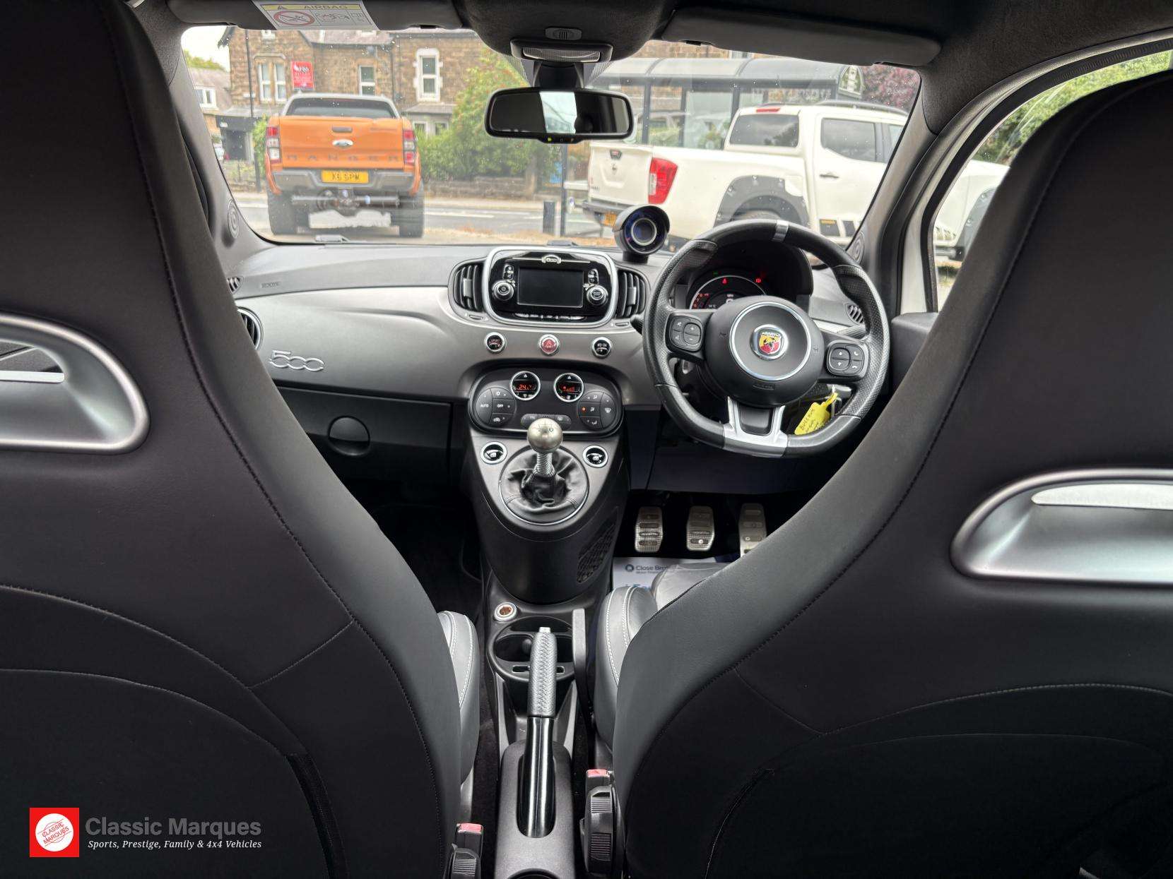 2016 ABARTH 595 2016 ABARTH 595