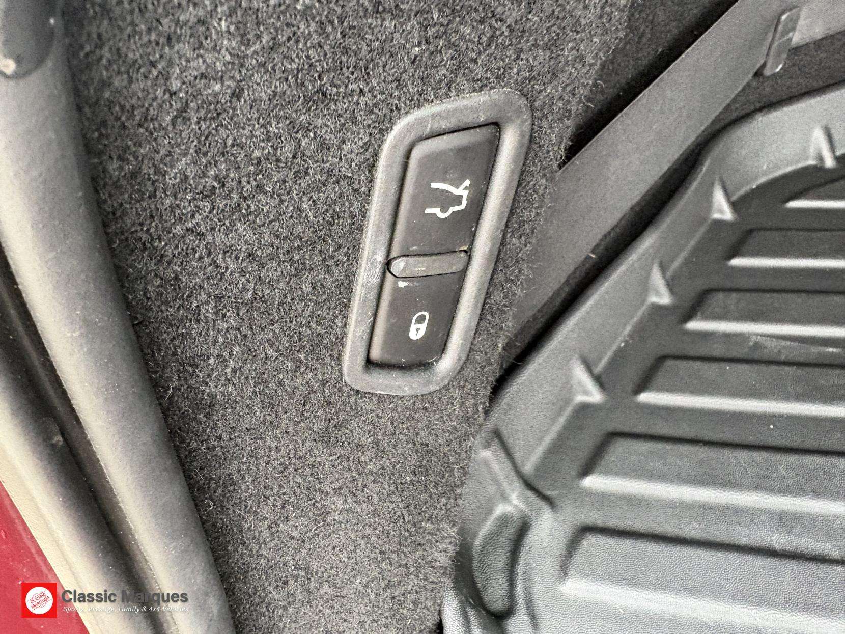 2018 MASERATI LEVANTE 2018 MASERATI LEVANTE