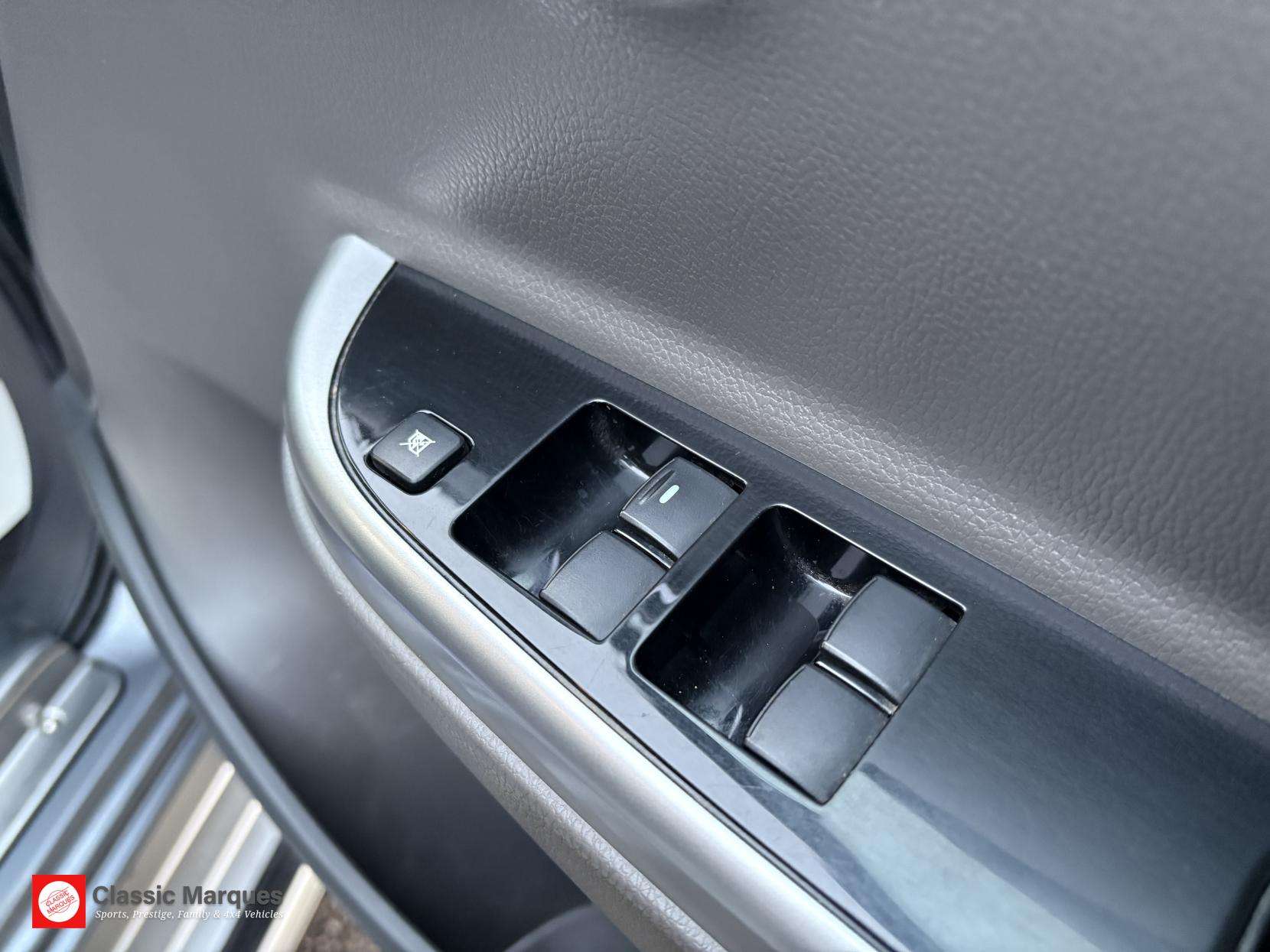 2017 MITSUBISHI L200 2017 MITSUBISHI L200