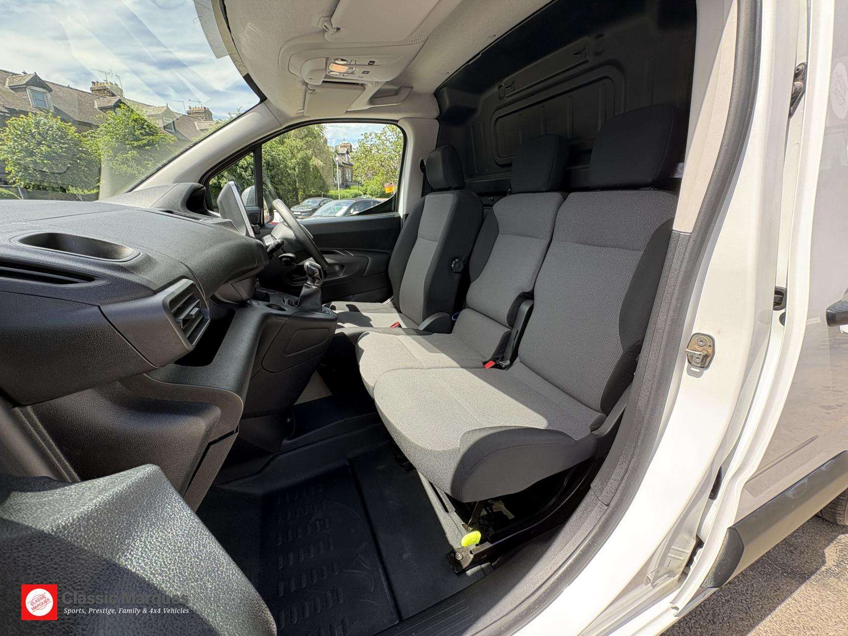 2019 PEUGEOT PARTNER 2019 PEUGEOT PARTNER