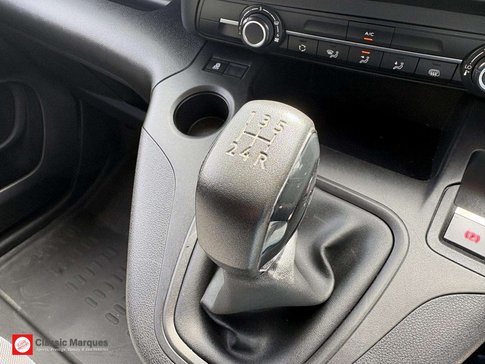 2019 PEUGEOT PARTNER 2019 PEUGEOT PARTNER