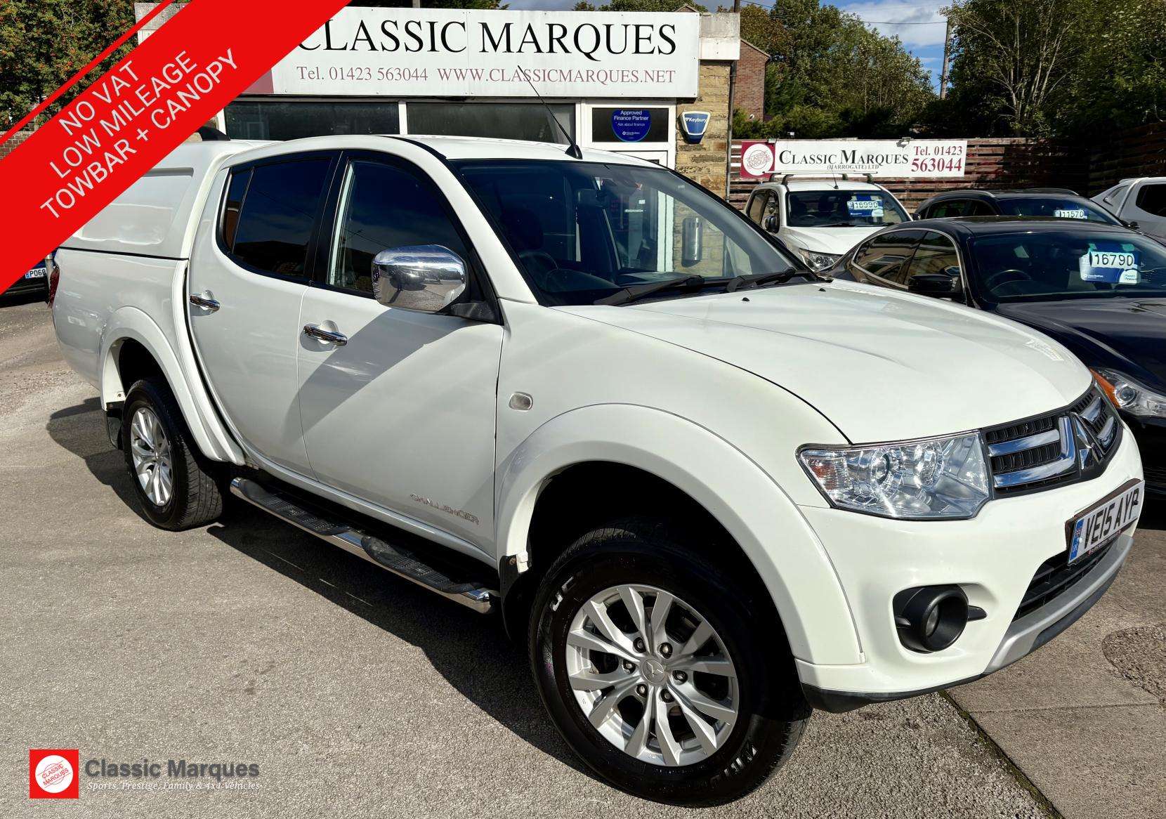 A 2015 MITSUBISHI L200 2.5 DI-D Challenger Pickup Double Cab 4dr Diesel Manual 4WD Euro 5 (LB) (175 ps) A 2015 MITSUBISHI L200 2.5 DI-D Challenger Pickup Double Cab 4dr Diesel Manual 4WD Euro 5 (LB) (175 ps)