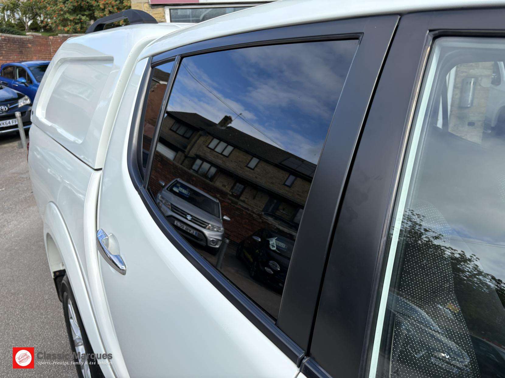 2015 MITSUBISHI L200 2015 MITSUBISHI L200