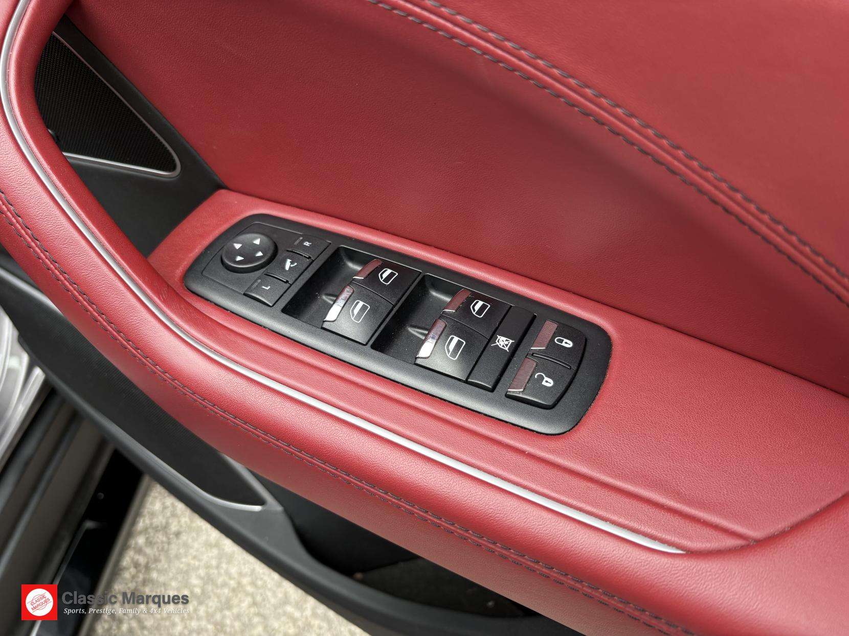 2018 MASERATI LEVANTE 2018 MASERATI LEVANTE