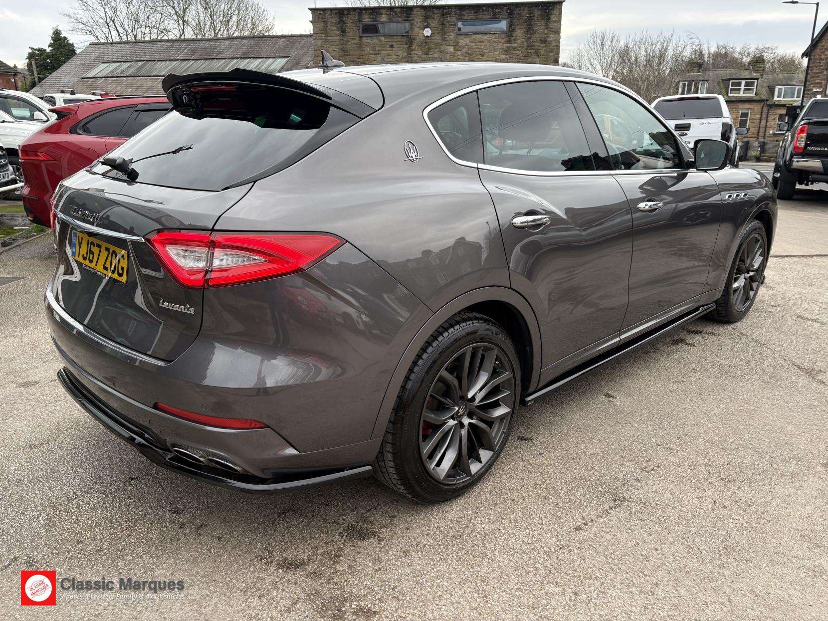 2018 MASERATI LEVANTE 2018 MASERATI LEVANTE