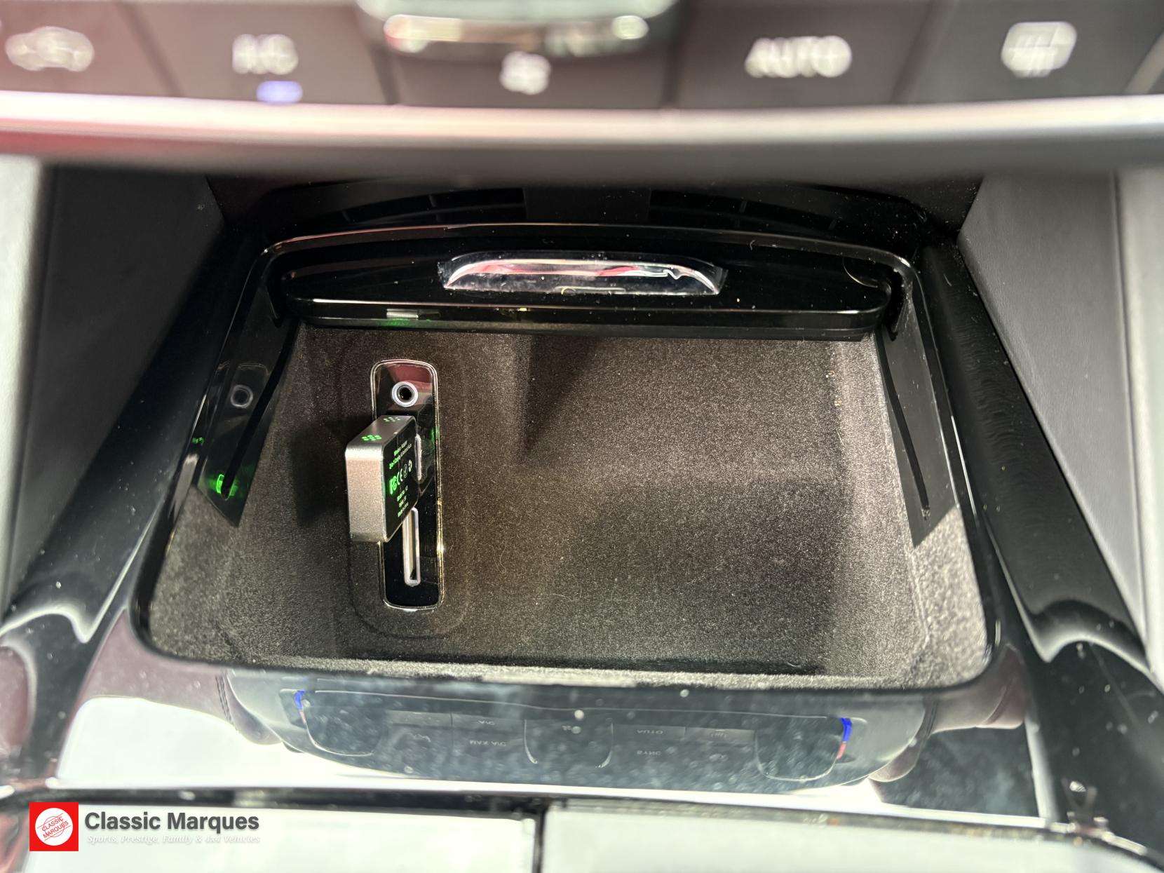 2018 MASERATI LEVANTE 2018 MASERATI LEVANTE