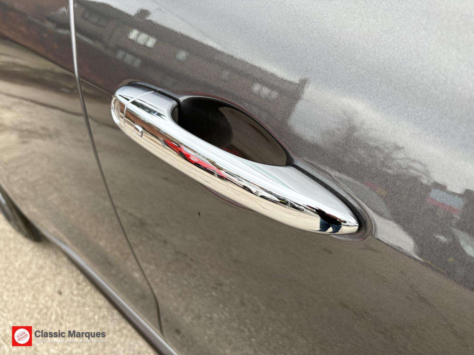 2018 MASERATI LEVANTE 2018 MASERATI LEVANTE