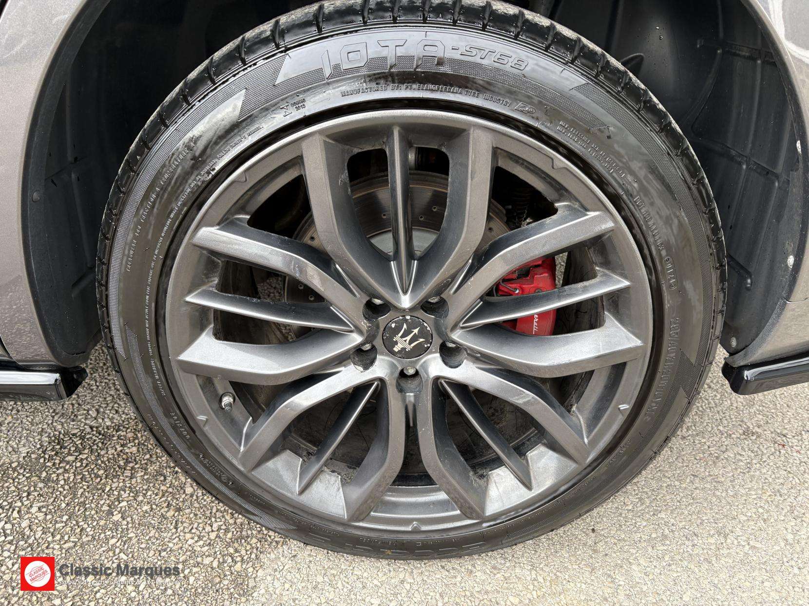 2018 MASERATI LEVANTE 2018 MASERATI LEVANTE