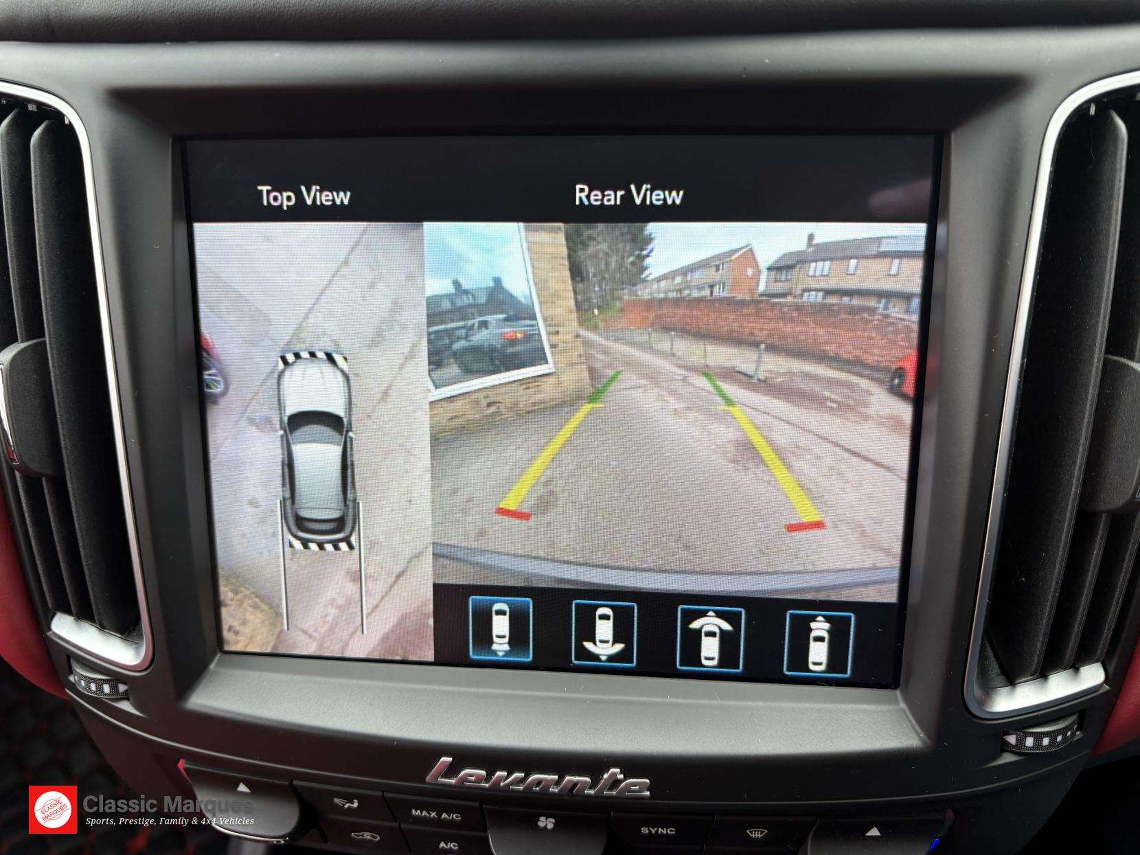 2018 MASERATI LEVANTE 2018 MASERATI LEVANTE