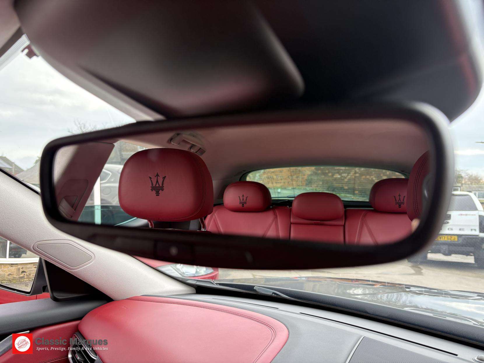 2018 MASERATI LEVANTE 2018 MASERATI LEVANTE