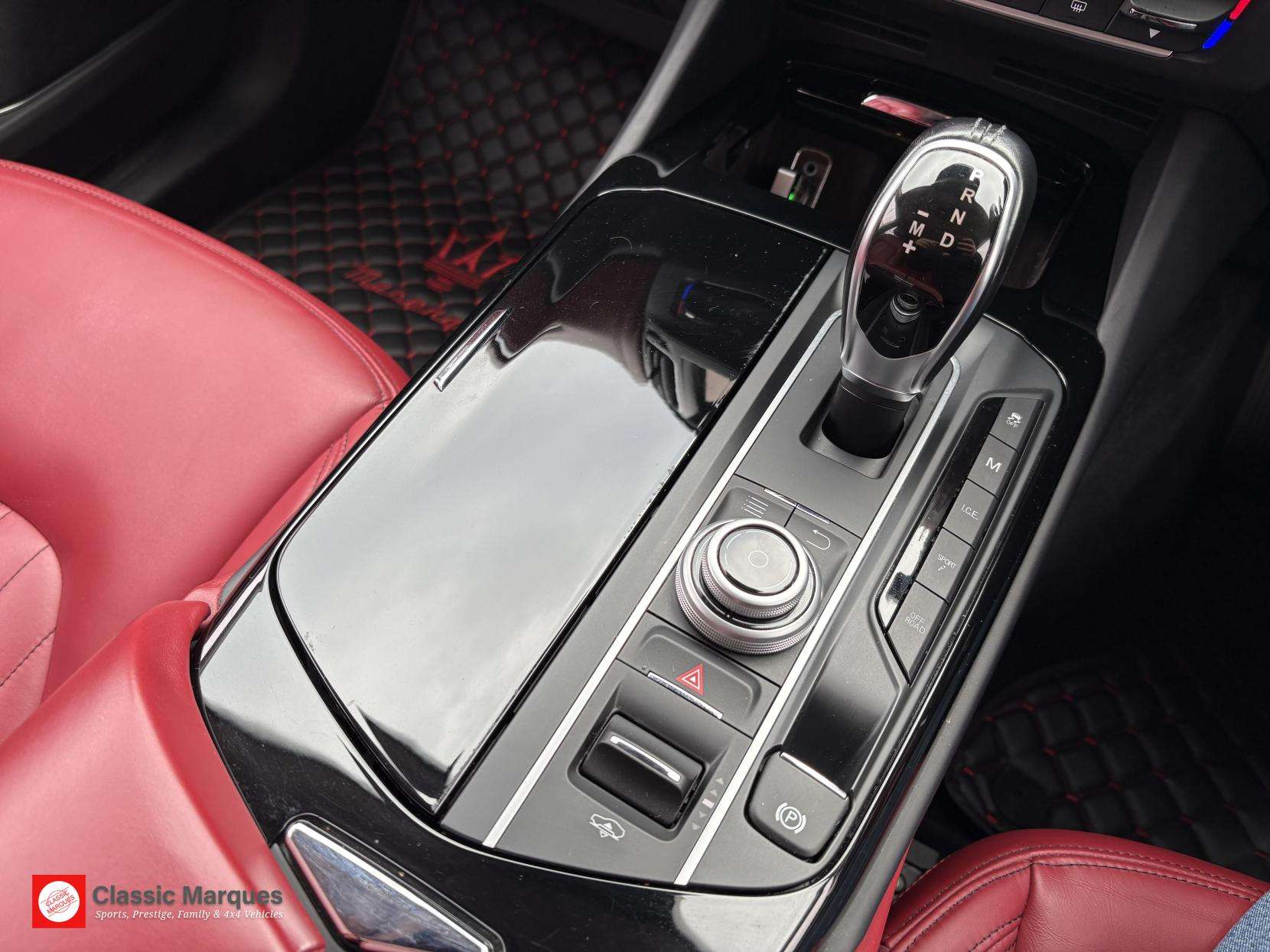 2018 MASERATI LEVANTE 2018 MASERATI LEVANTE