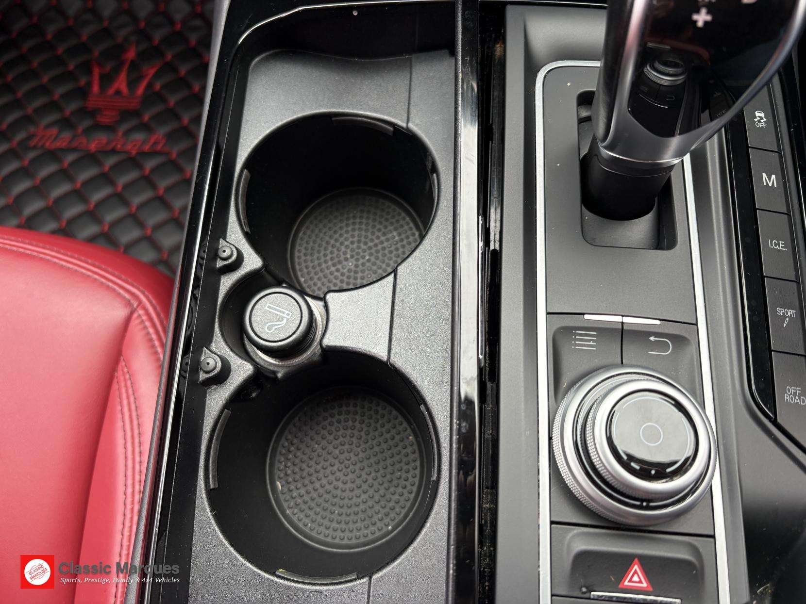 2018 MASERATI LEVANTE 2018 MASERATI LEVANTE