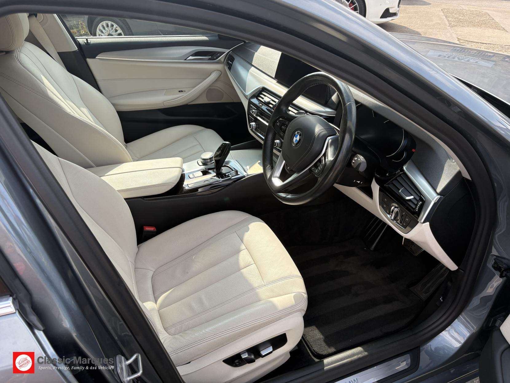 2017 BMW 5 SERIES 2017 BMW 5 SERIES