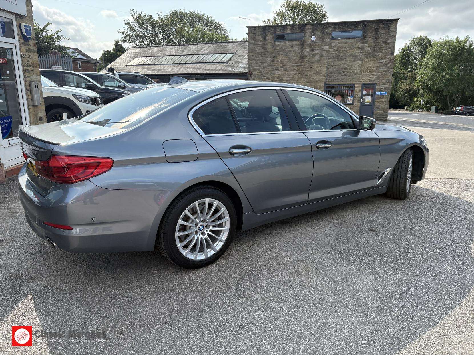 2017 BMW 5 SERIES 2017 BMW 5 SERIES